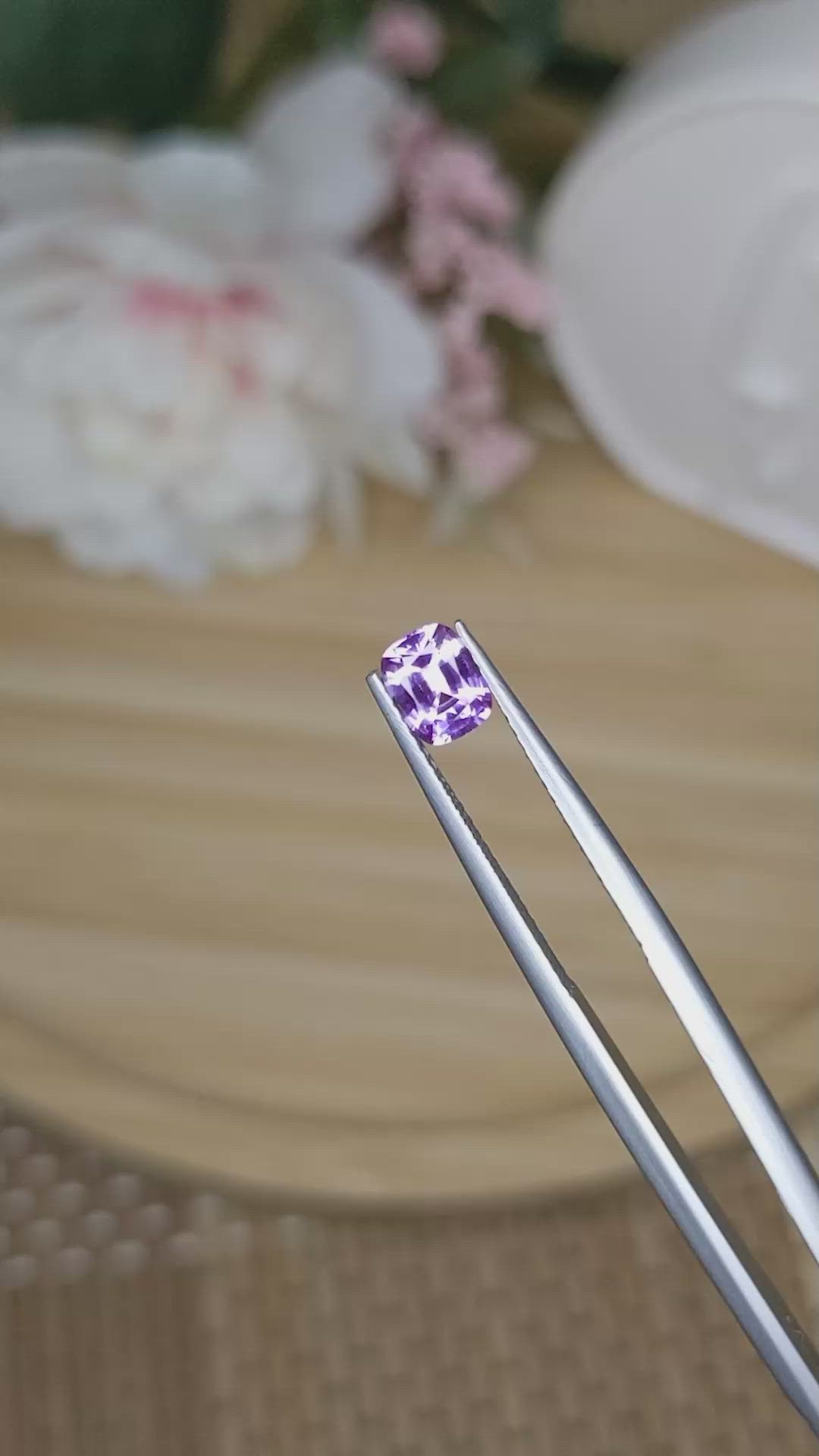 0.80 Ct. Pinkish Purple Sapphire from Ceylon (Sri Lanka) Size Video