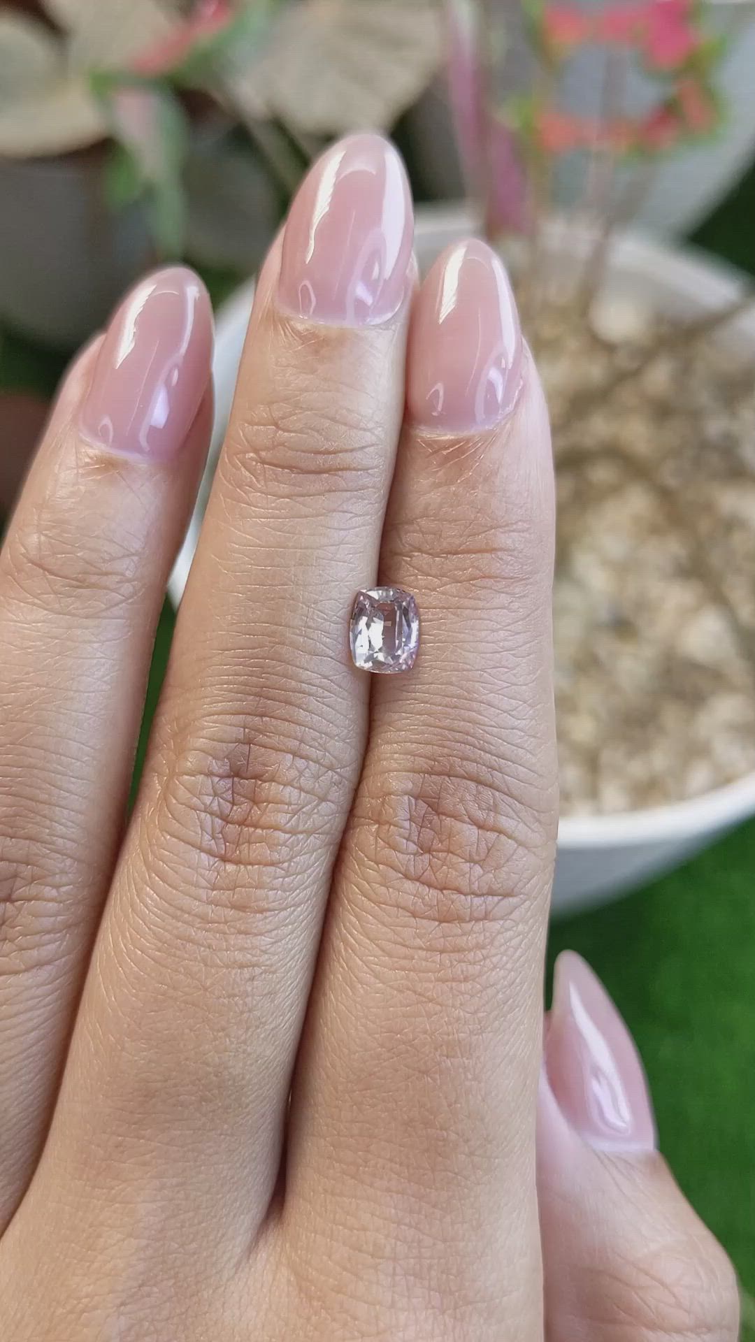 1.01 Ct. Peach Sapphire from Ceylon (Sri Lanka) Size Video