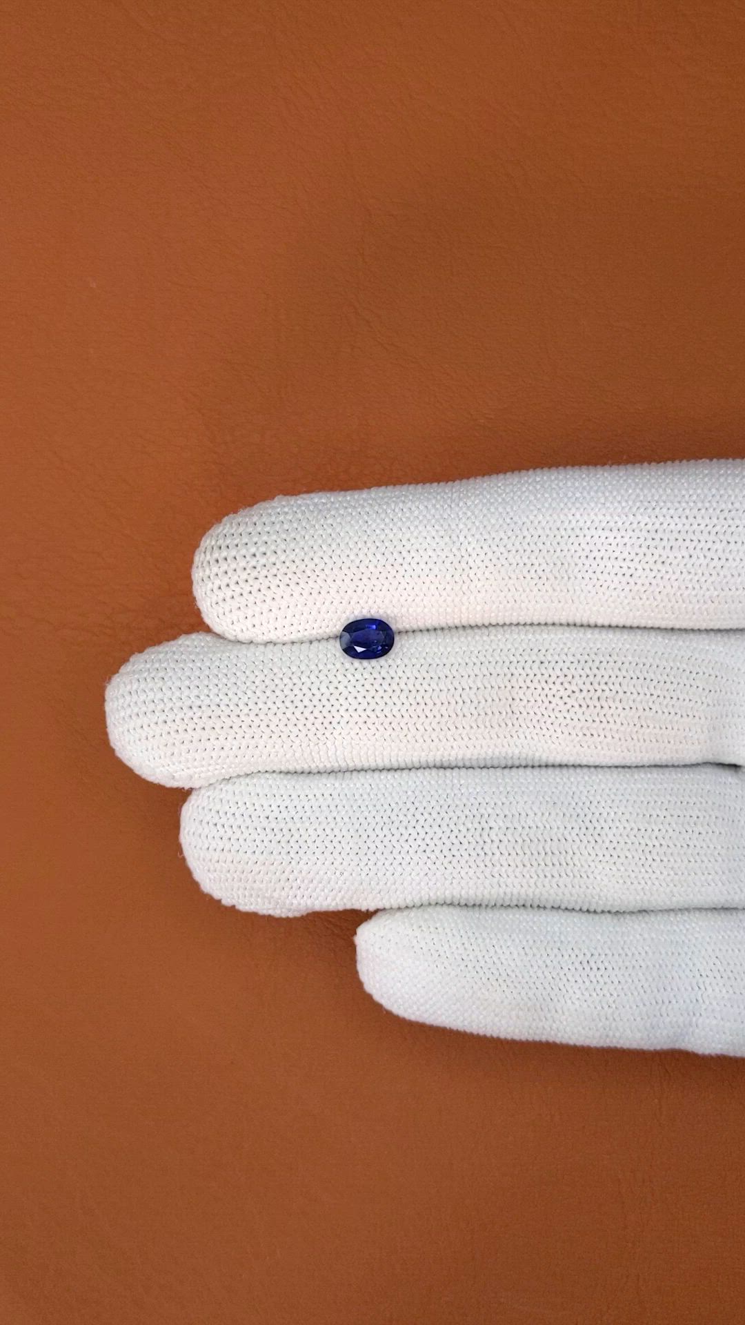 0.72 Ct. Blue Sapphire from Ceylon (Sri Lanka) Size Video