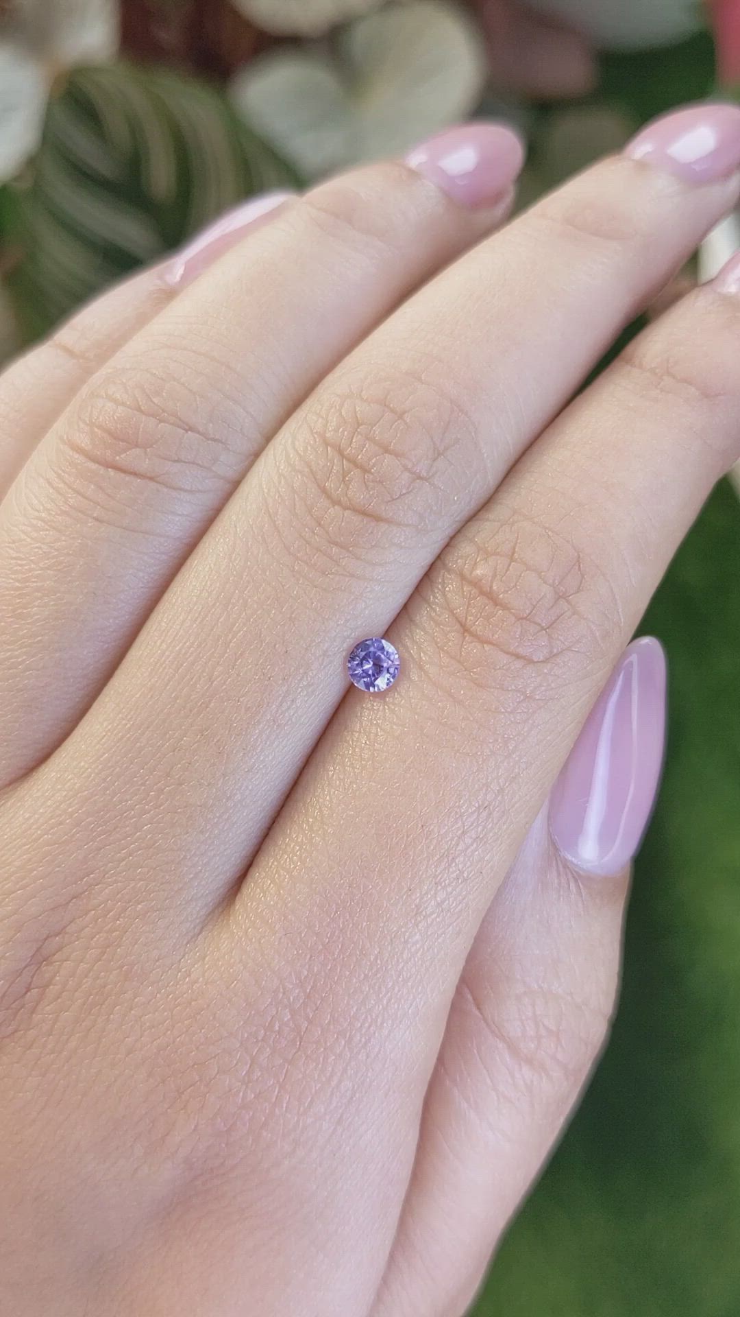 0.35 Ct. Pinkish Purple Sapphire from Ceylon (Sri Lanka) Size Video