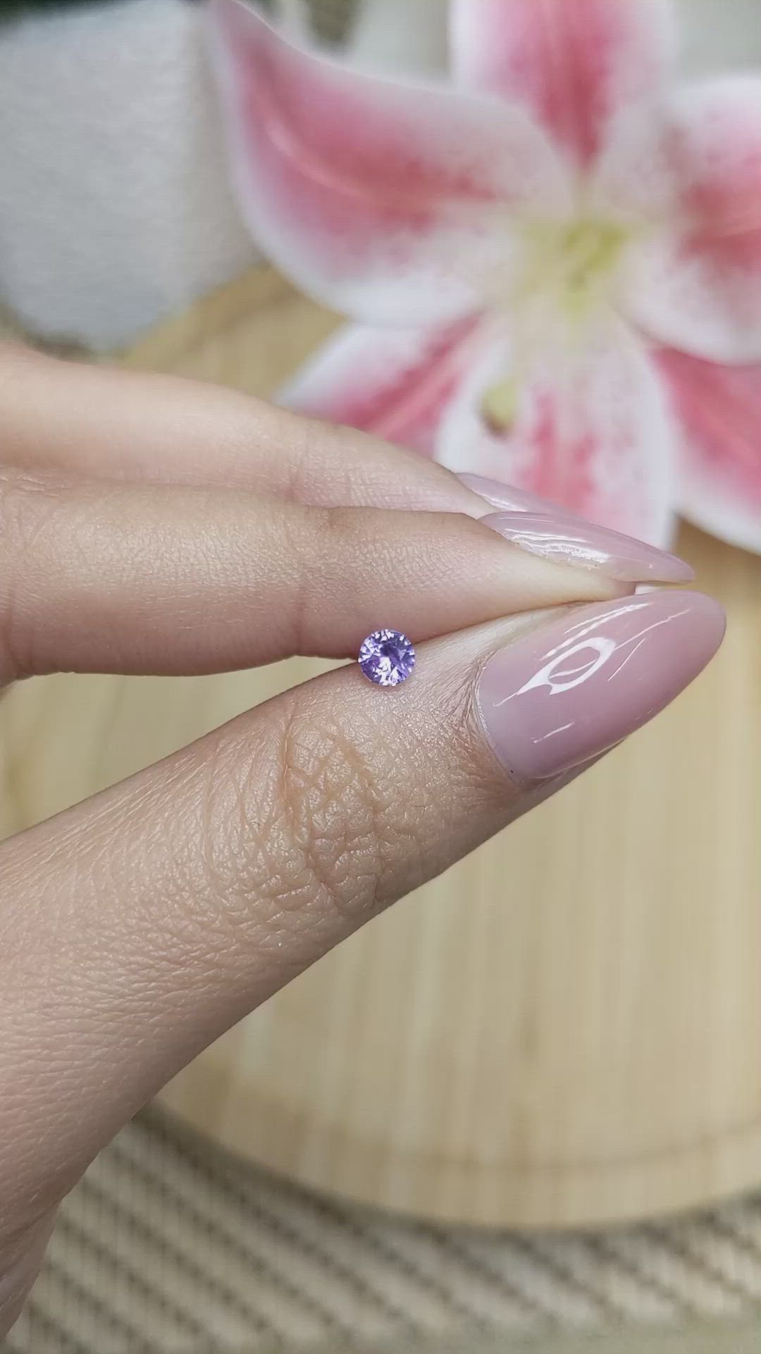 0.35 Ct. Pinkish Purple Sapphire from Ceylon (Sri Lanka) Size Video