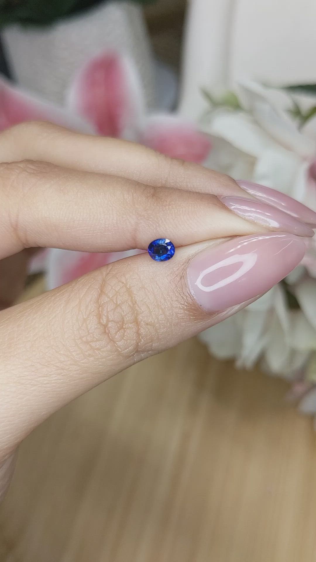 0.35 Ct. Blue Sapphire from Ceylon (Sri Lanka) Size Video