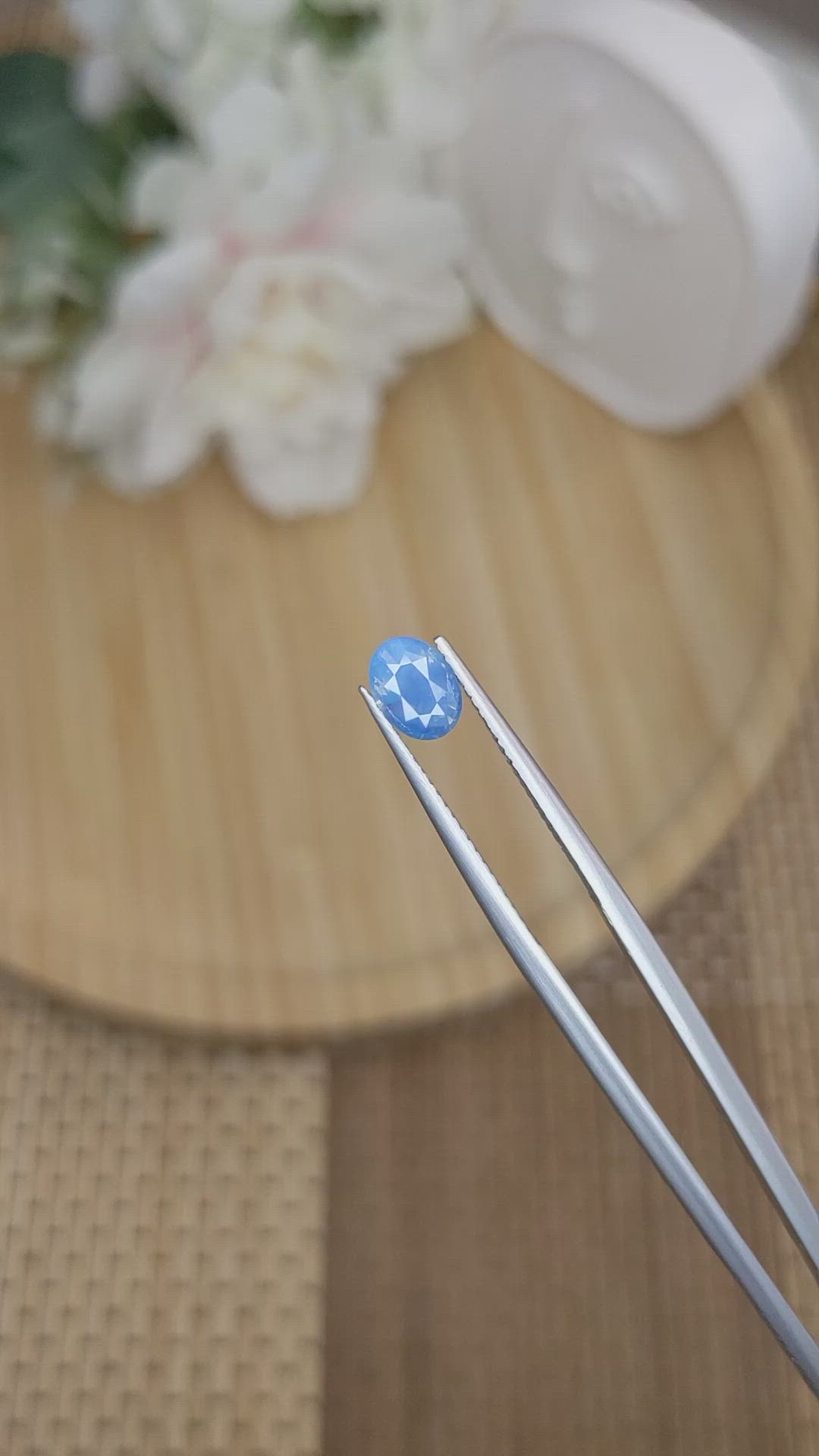 0.98 Ct. Blue Sapphire from Ceylon (Sri Lanka) Size Video