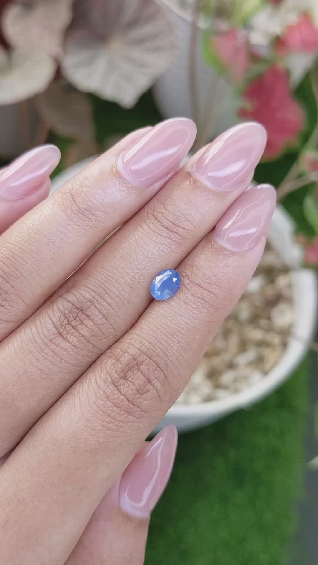 0.98 Ct. Blue Sapphire from Ceylon (Sri Lanka) Size Video