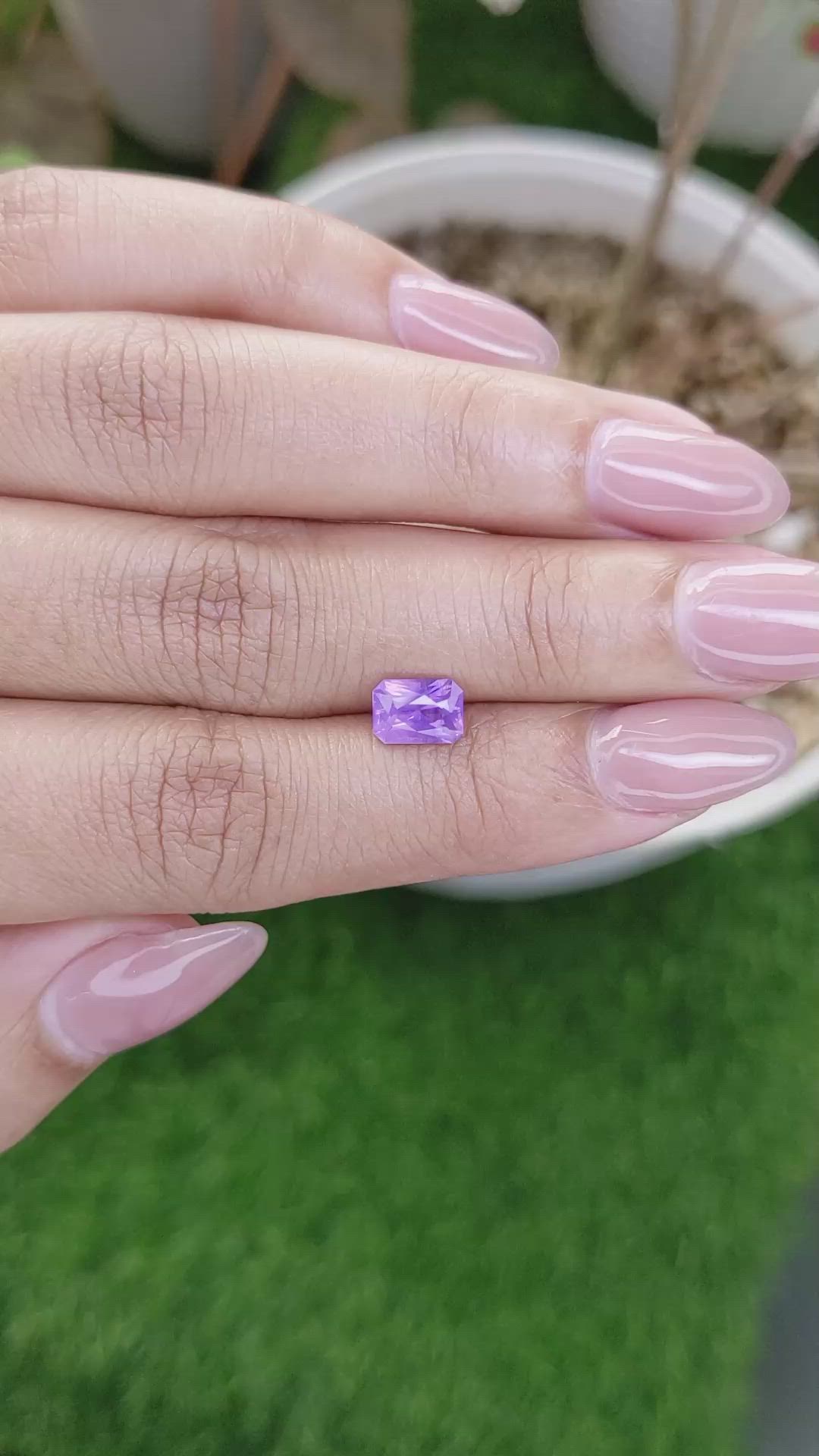 1.43 Ct. Pinkish Purple Sapphire from Ceylon (Sri Lanka) Size Video