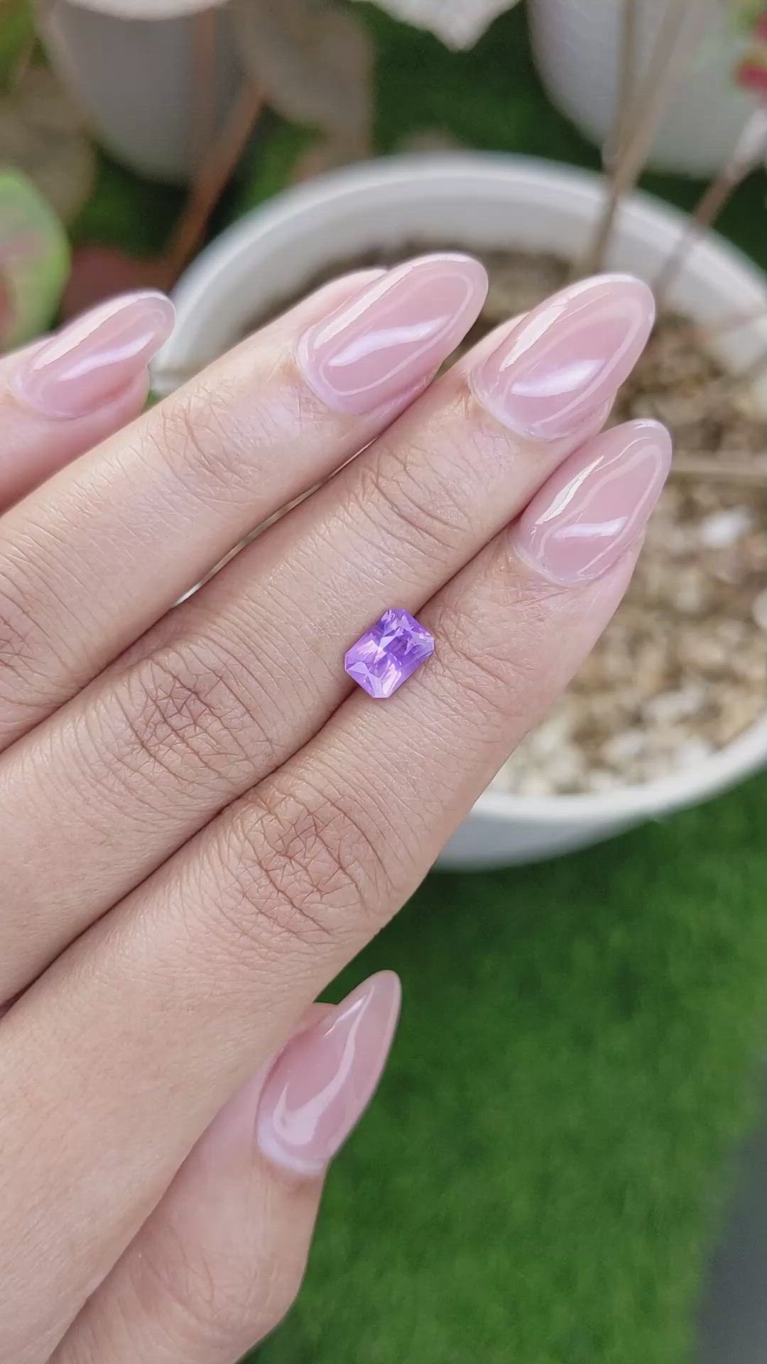 1.43 Ct. Pinkish Purple Sapphire from Ceylon (Sri Lanka) Size Video
