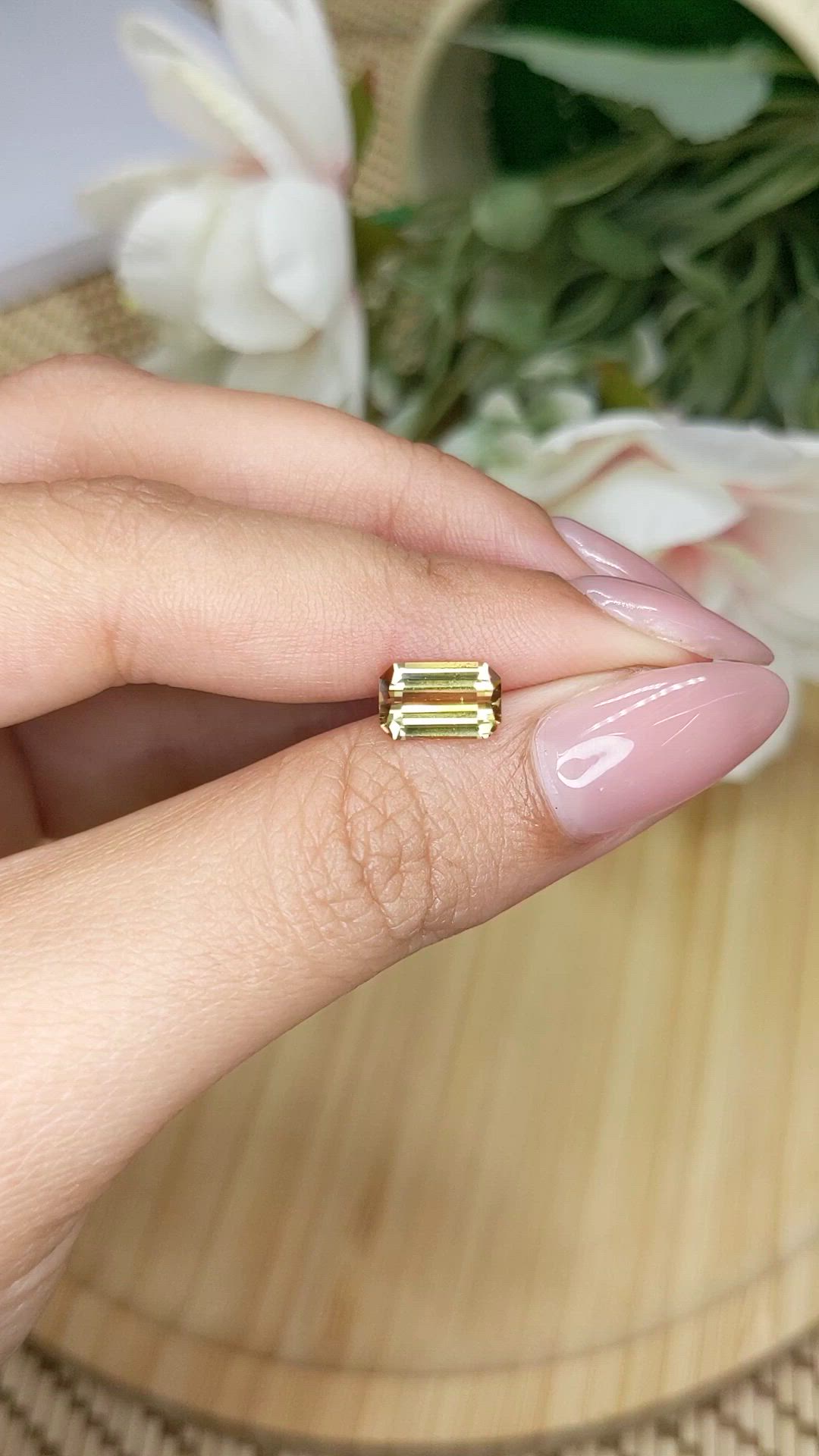 1.87 Ct. Greenish Yellow Sapphire from Ceylon (Sri Lanka) Size Video