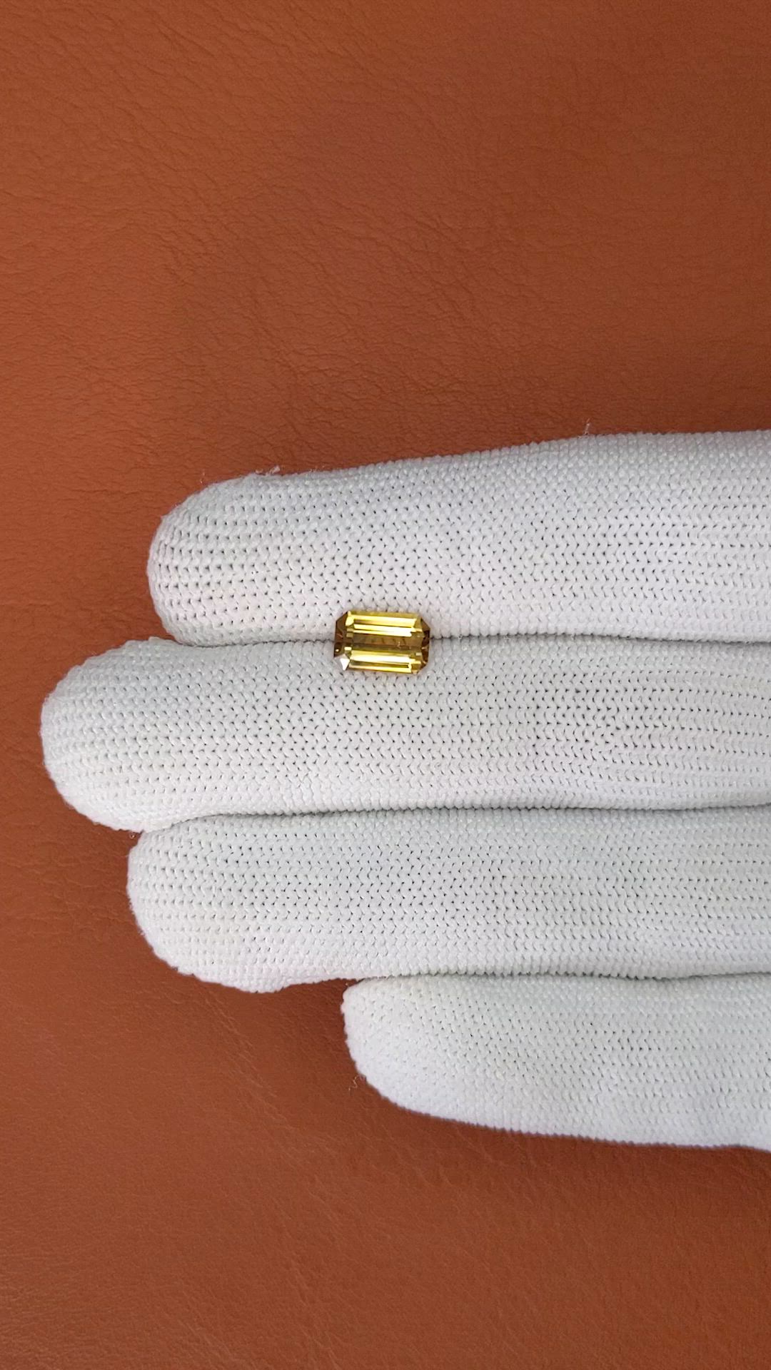 1.87 Ct. Greenish Yellow Sapphire from Ceylon (Sri Lanka) Size Video