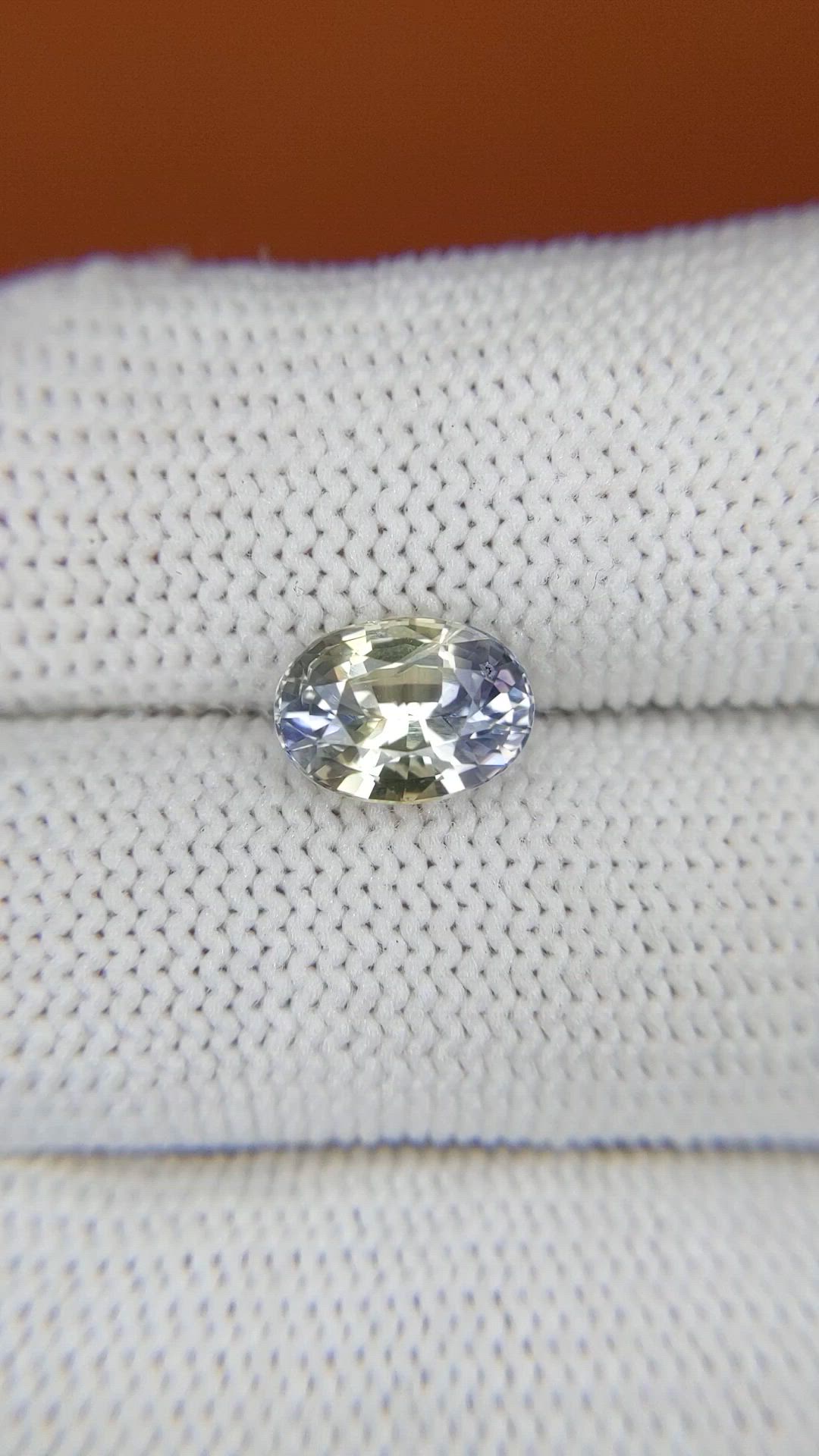 2.50 Ct. Bi Color / Parti Sapphire from Ceylon (Sri Lanka) Size Video