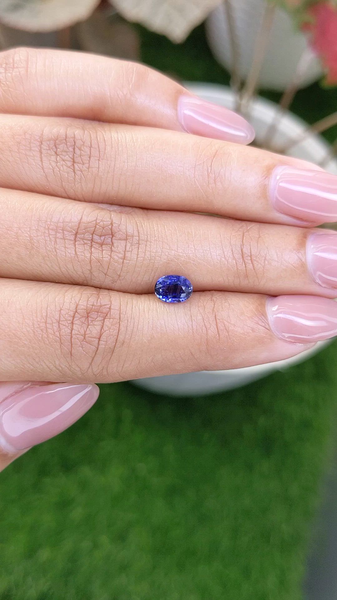 1.09 Ct. Blue Sapphire from Ceylon (Sri Lanka) Size Video
