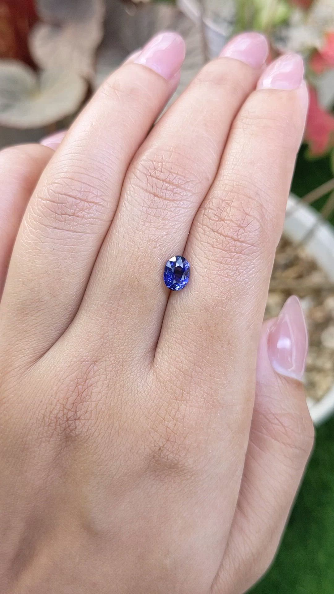 1.09 Ct. Blue Sapphire from Ceylon (Sri Lanka) Size Video
