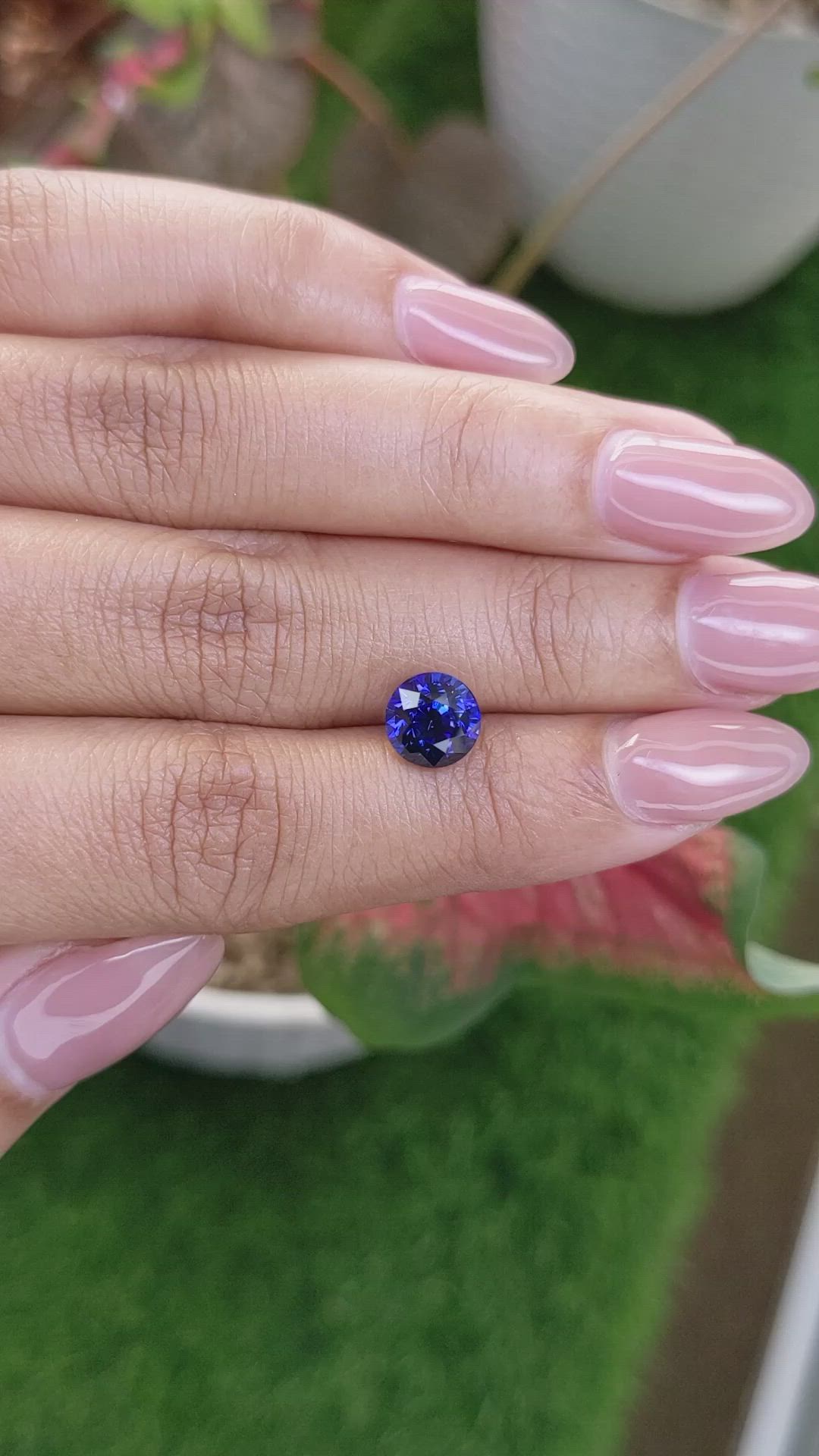2.66 Ct. Blue Sapphire from Ceylon (Sri Lanka) Size Video