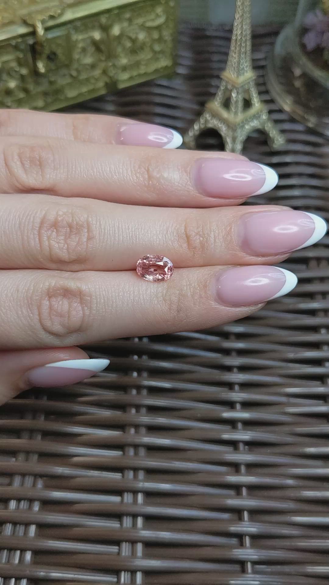 1.93 Ct. Padparadscha Sapphire from Ceylon (Sri Lanka) Size Video