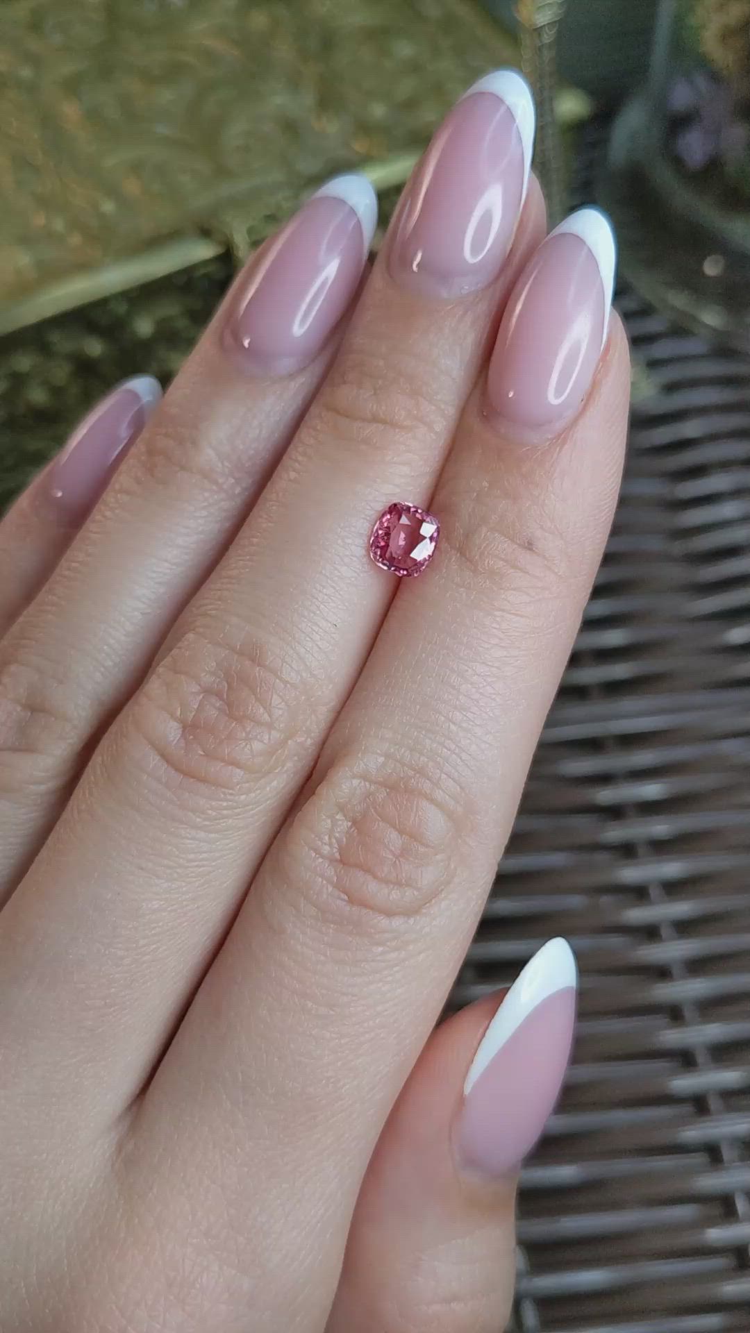 1.01 Ct. Padparadscha Sapphire from Ceylon (Sri Lanka) Size Video