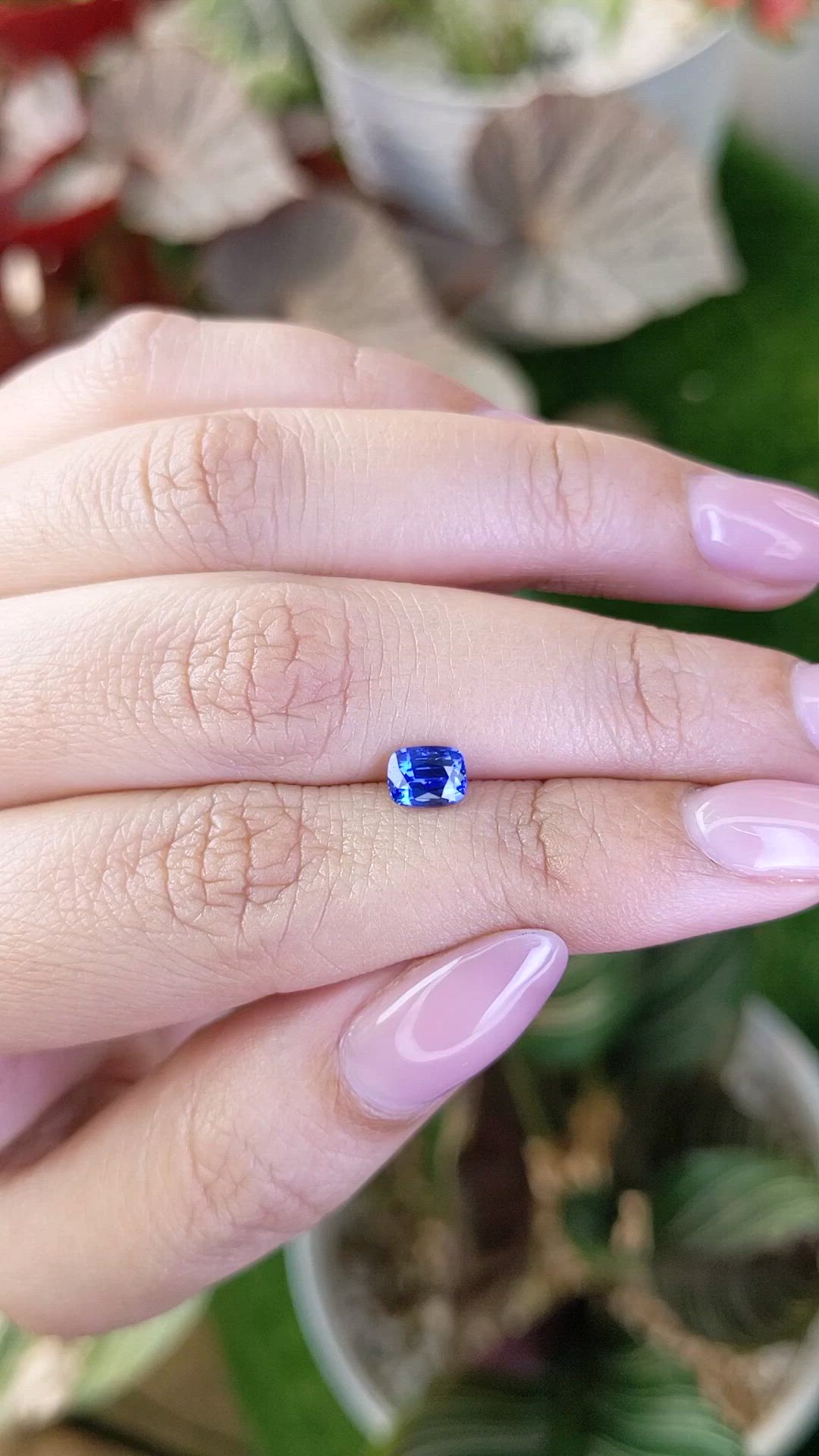 0.82 Ct. Blue Sapphire from Ceylon (Sri Lanka) Size Video