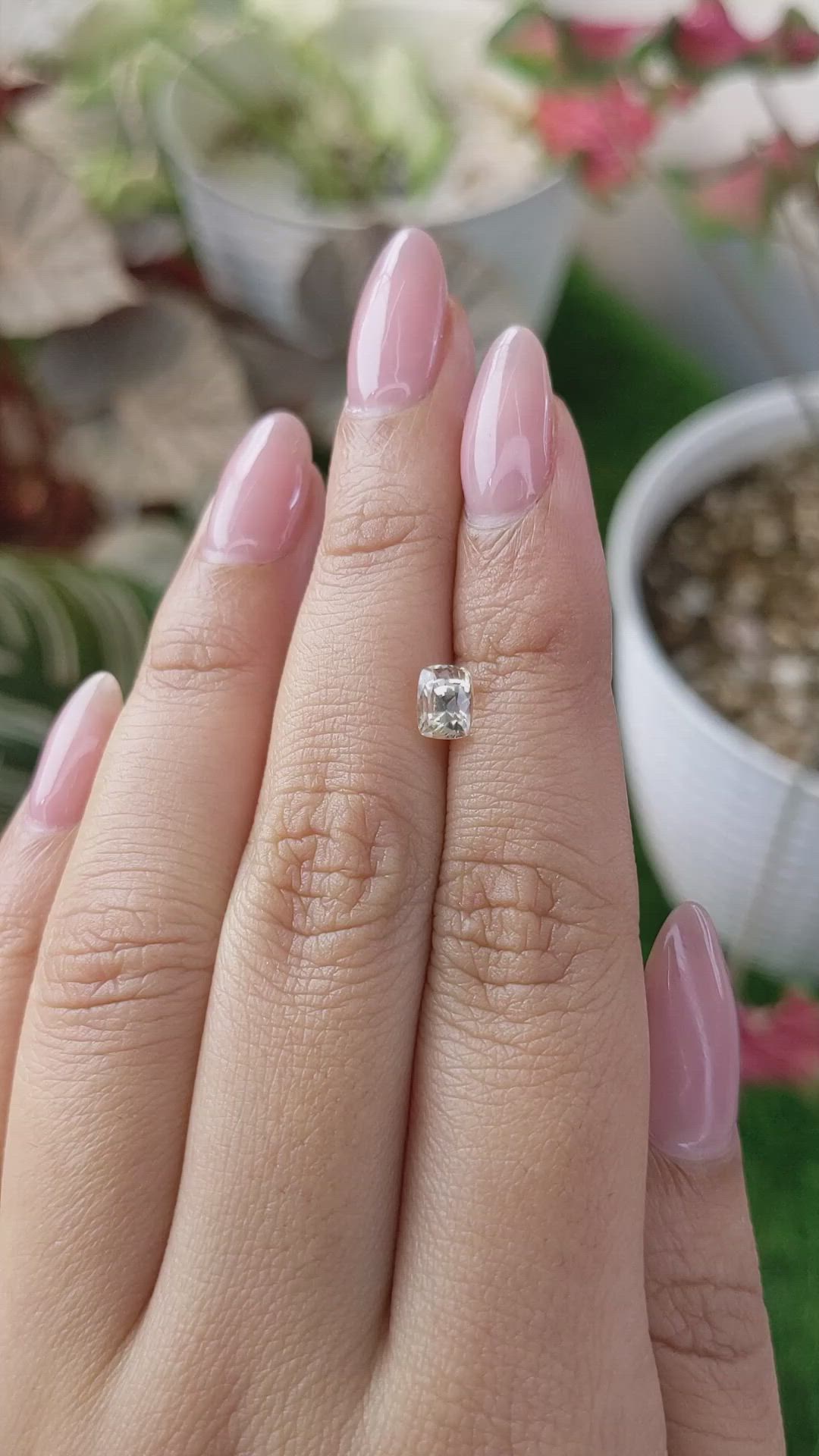 1.16 Ct. Yellow Sapphire from Ceylon (Sri Lanka) Size Video