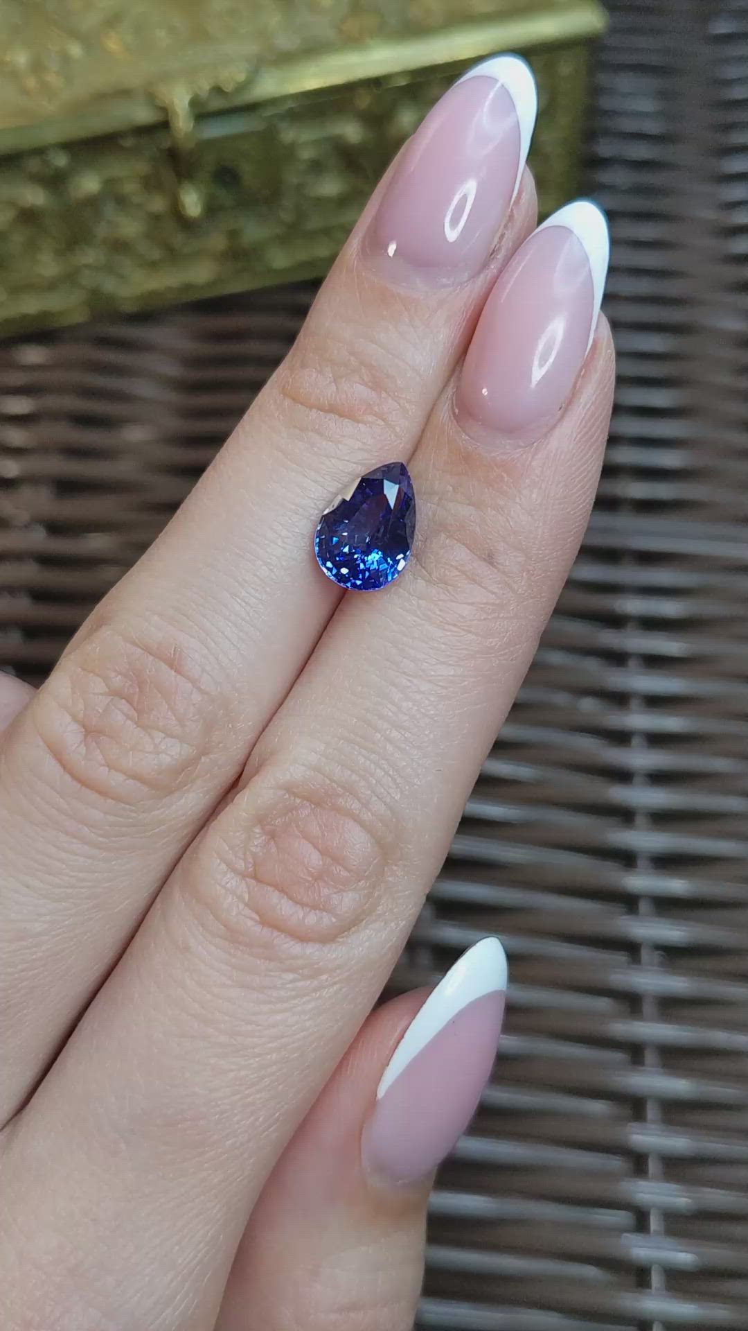 3.65 Ct. Blue Sapphire from Ceylon (Sri Lanka) Size Video