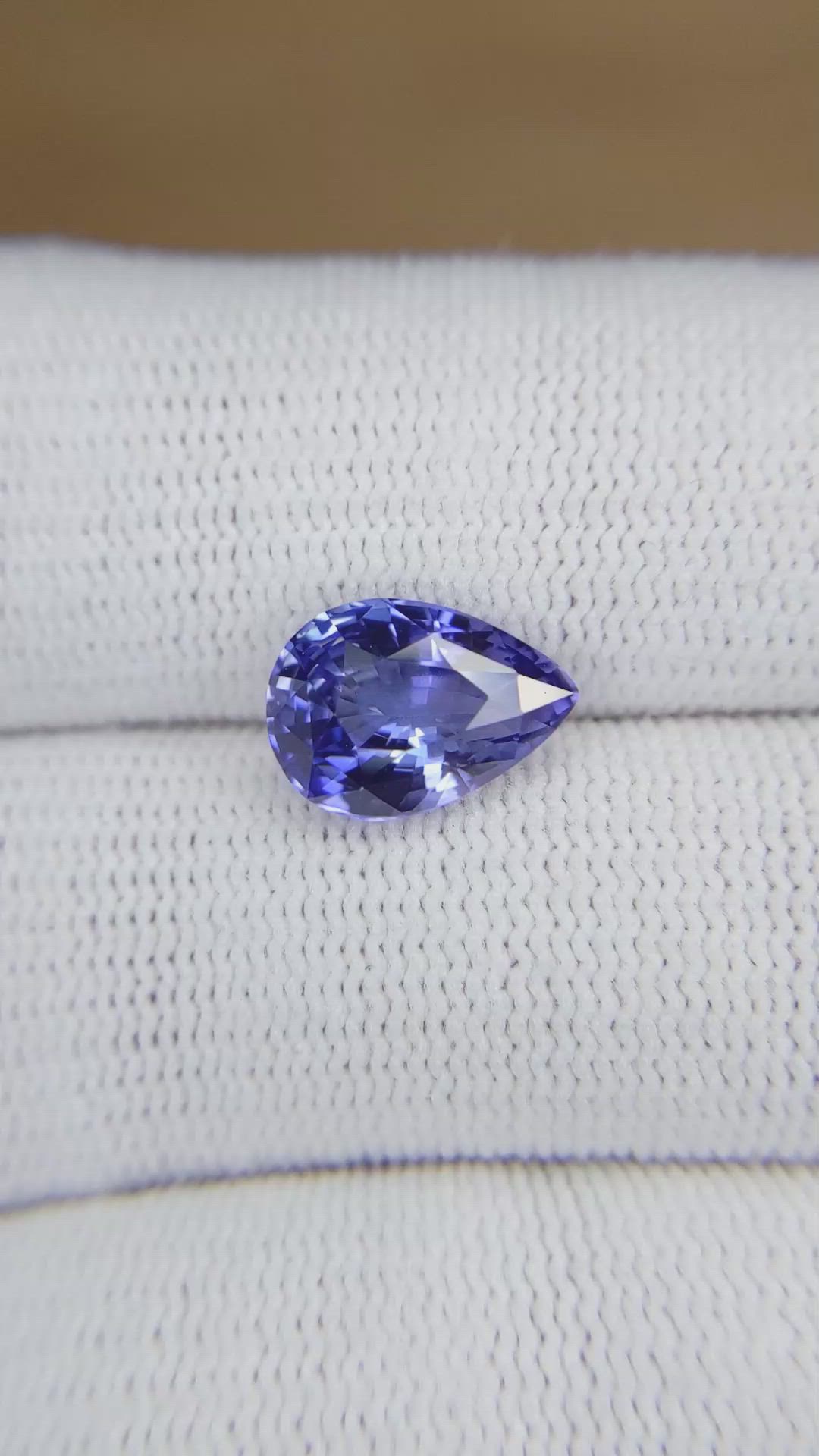 3.65 Ct. Blue Sapphire from Ceylon (Sri Lanka) Size Video