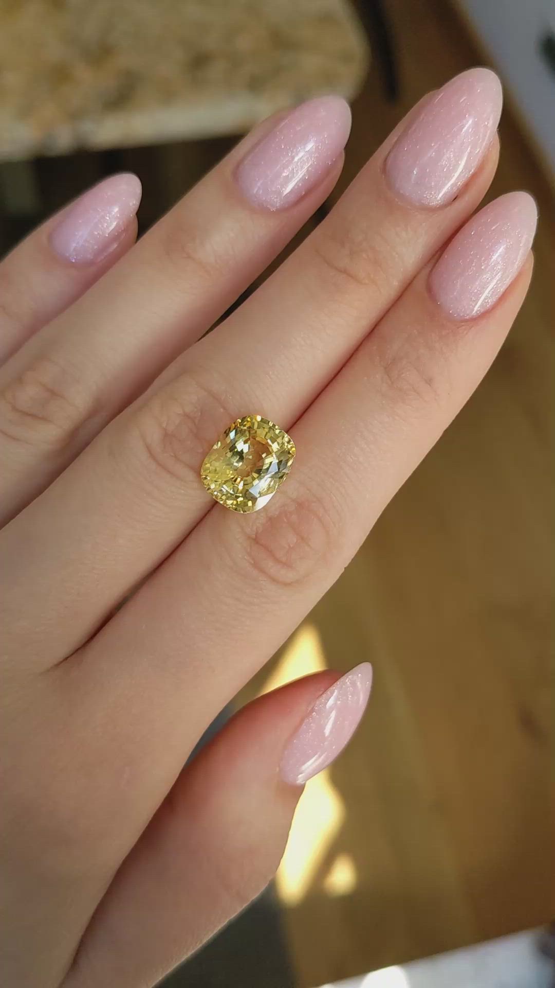 9.36 Ct. Yellow Sapphire from Ceylon (Sri Lanka) Size Video