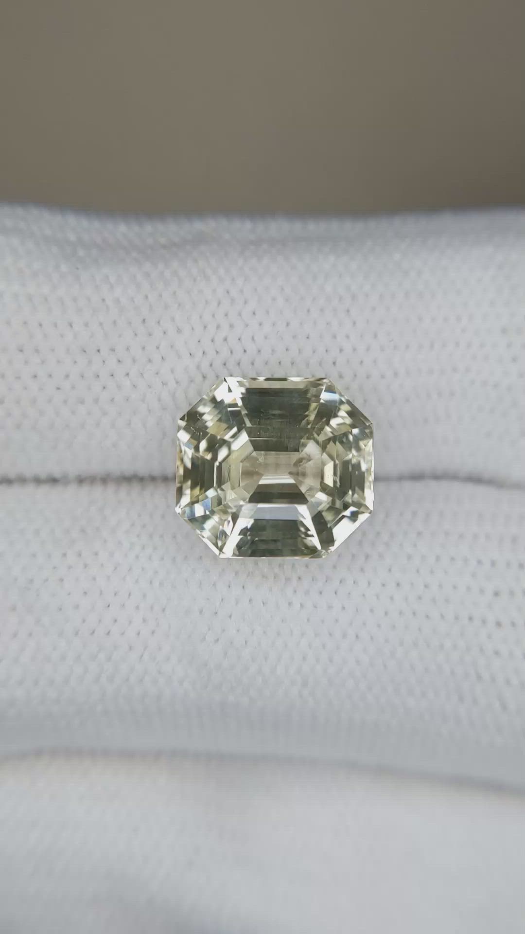 8.25 Ct. Yellow Sapphire from Ceylon (Sri Lanka) Size Video
