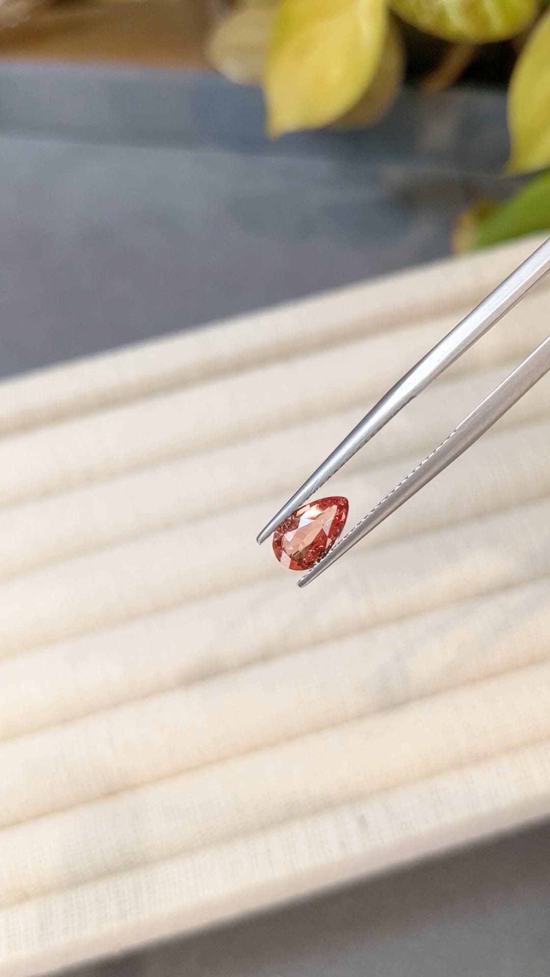 1.34 Ct. Padparadscha Sapphire from Ceylon (Sri Lanka) Size Video