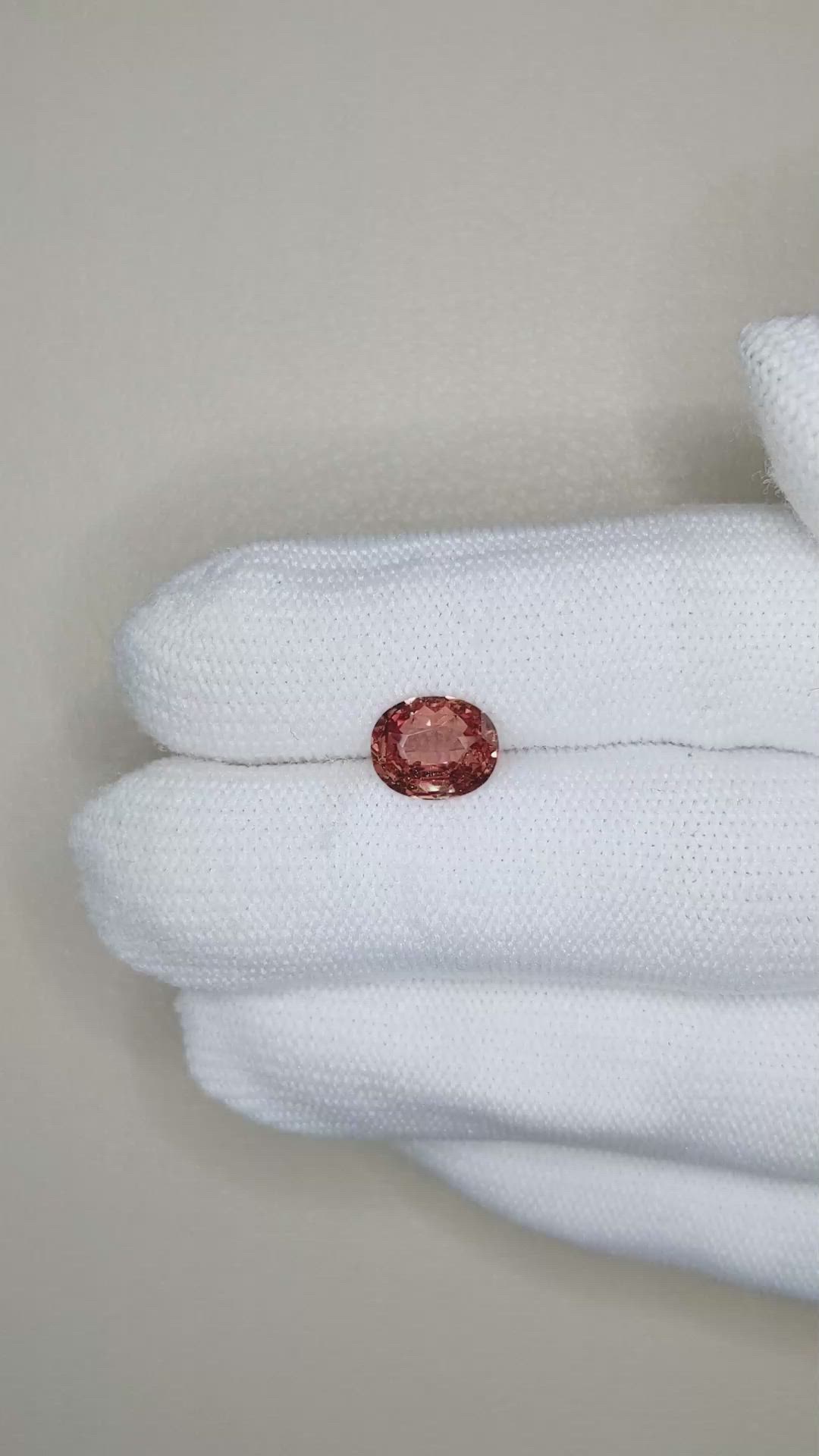 2.20 Ct. Padparadscha Sapphire from Ceylon (Sri Lanka) Size Video