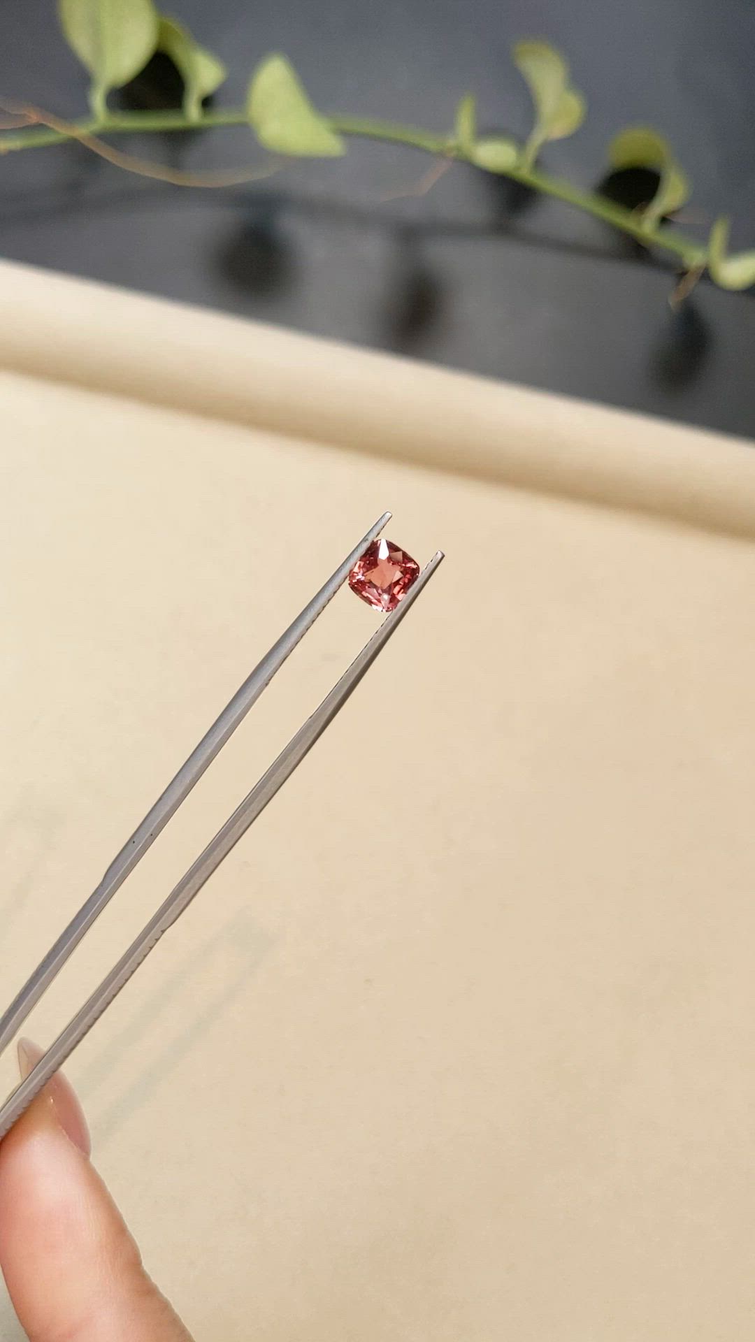 1.25 Ct. Padparadscha Sapphire from Ceylon (Sri Lanka) Size Video