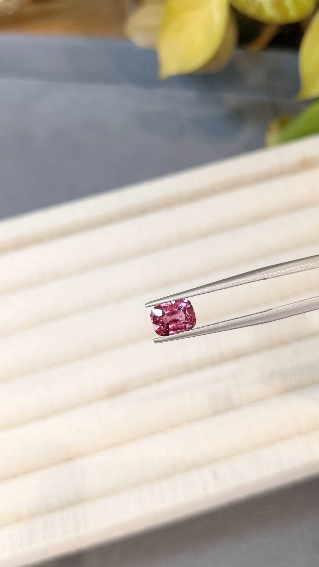 1.42 Ct. Purplish Pink Sapphire from Ceylon (Sri Lanka) Size Video
