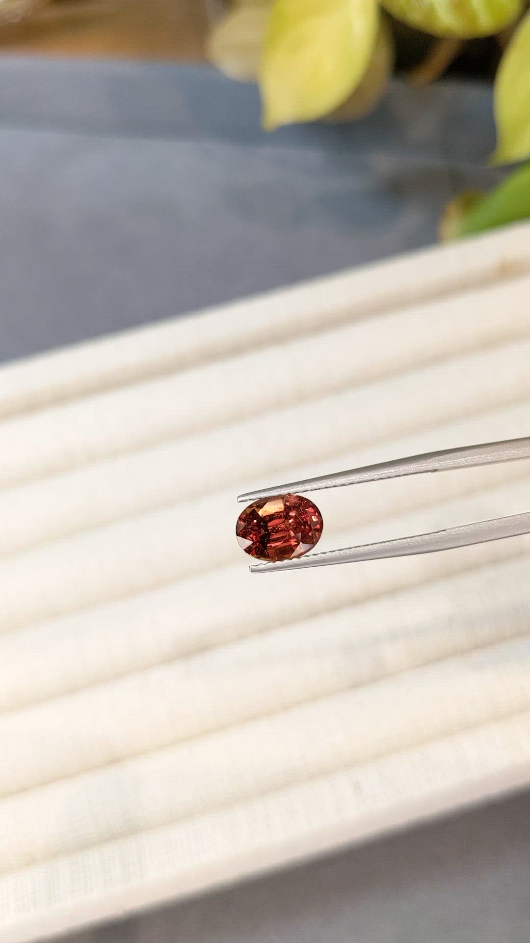 2.66 Ct. Reddish Orange Sapphire from Ceylon (Sri Lanka) Size Video
