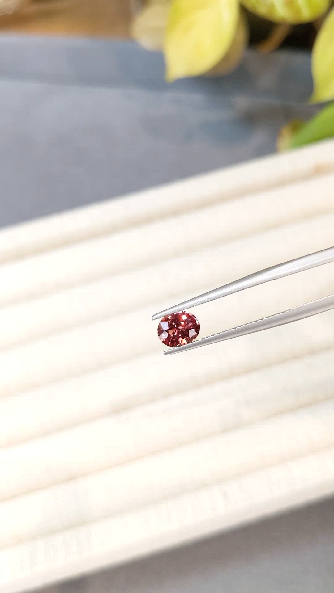 1.02 Ct. Reddish Pink Sapphire from Ceylon (Sri Lanka) Size Video