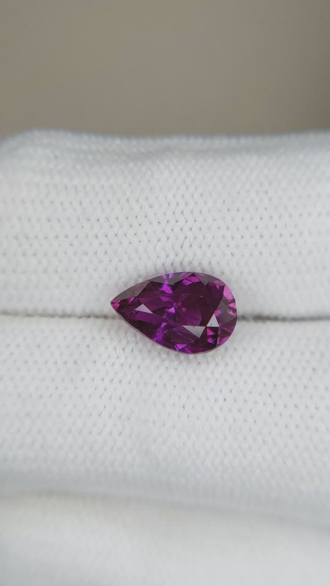 3.06 Ct. Purple Sapphire from Ceylon (Sri Lanka) Size Video