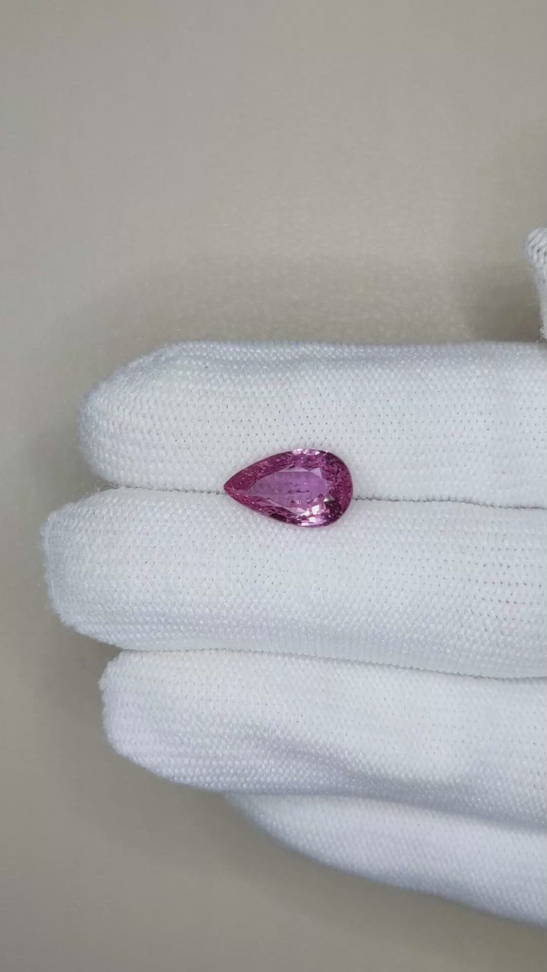4.00 Ct. Pinkish Purple Sapphire from Ceylon (Sri Lanka) Size Video