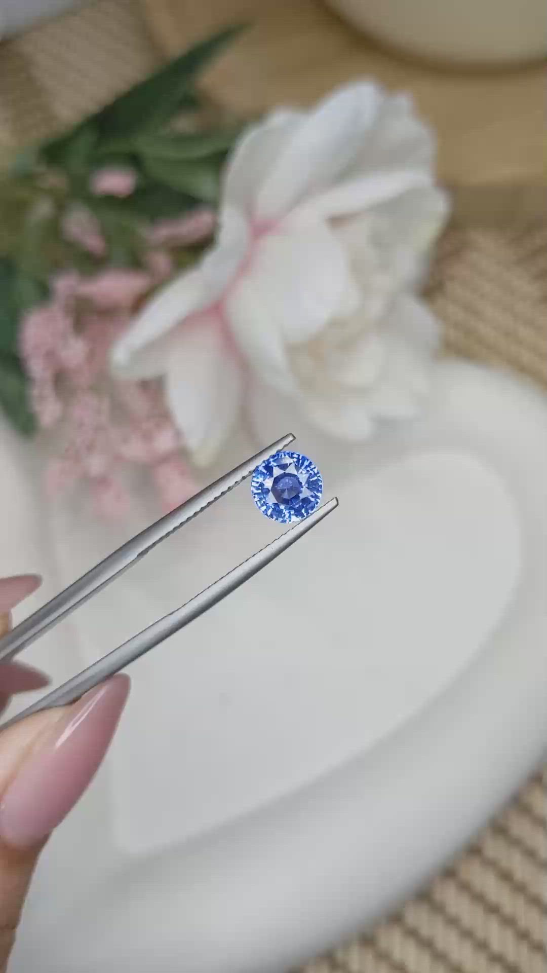 1.70 Ct. Blue Sapphire from Ceylon (Sri Lanka) Size Video