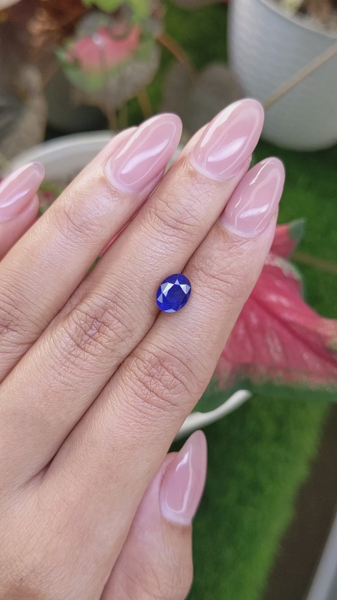 2.07 Ct. Blue Sapphire from Ceylon (Sri Lanka) Size Video