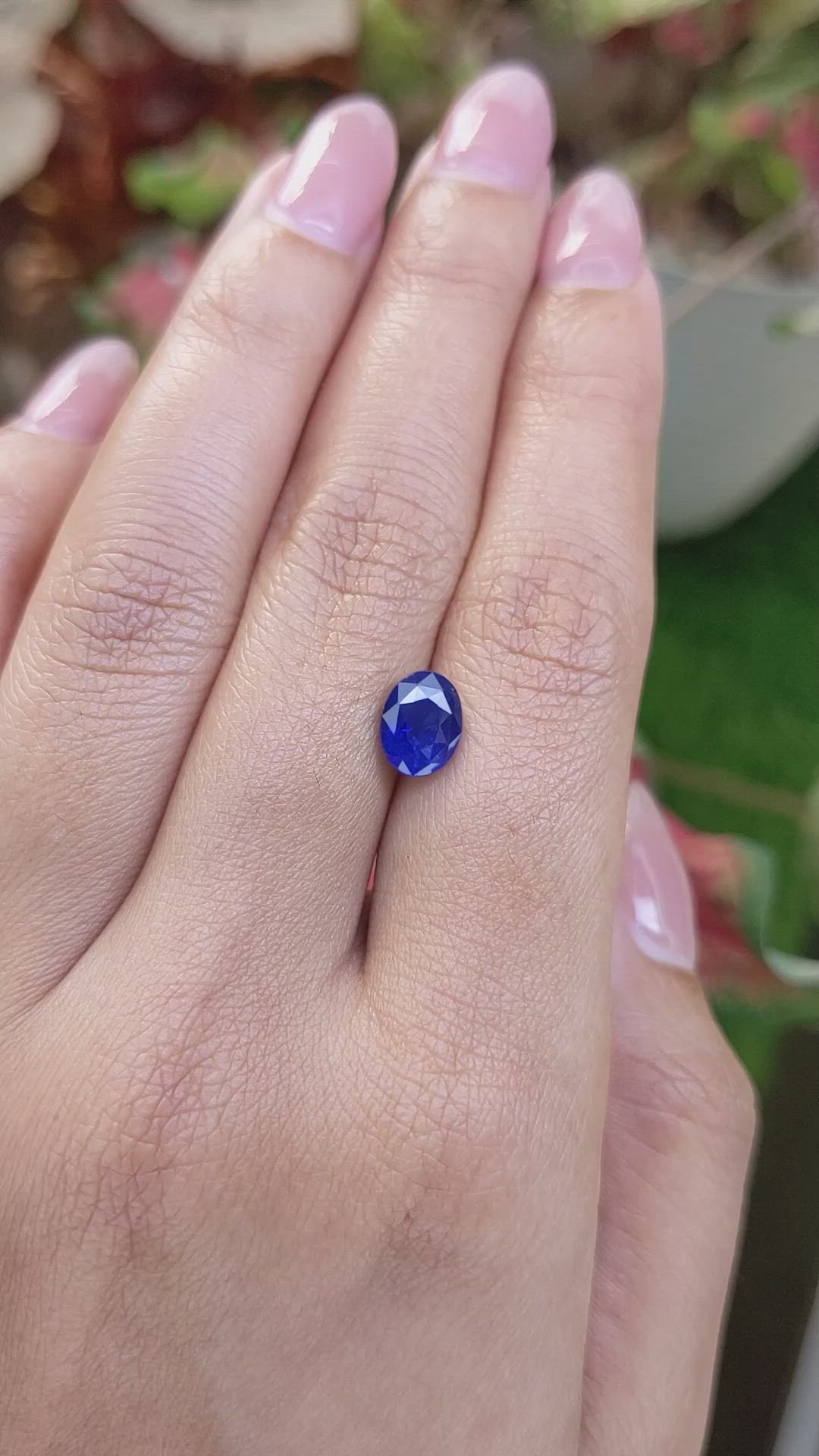2.07 Ct. Blue Sapphire from Ceylon (Sri Lanka) Size Video