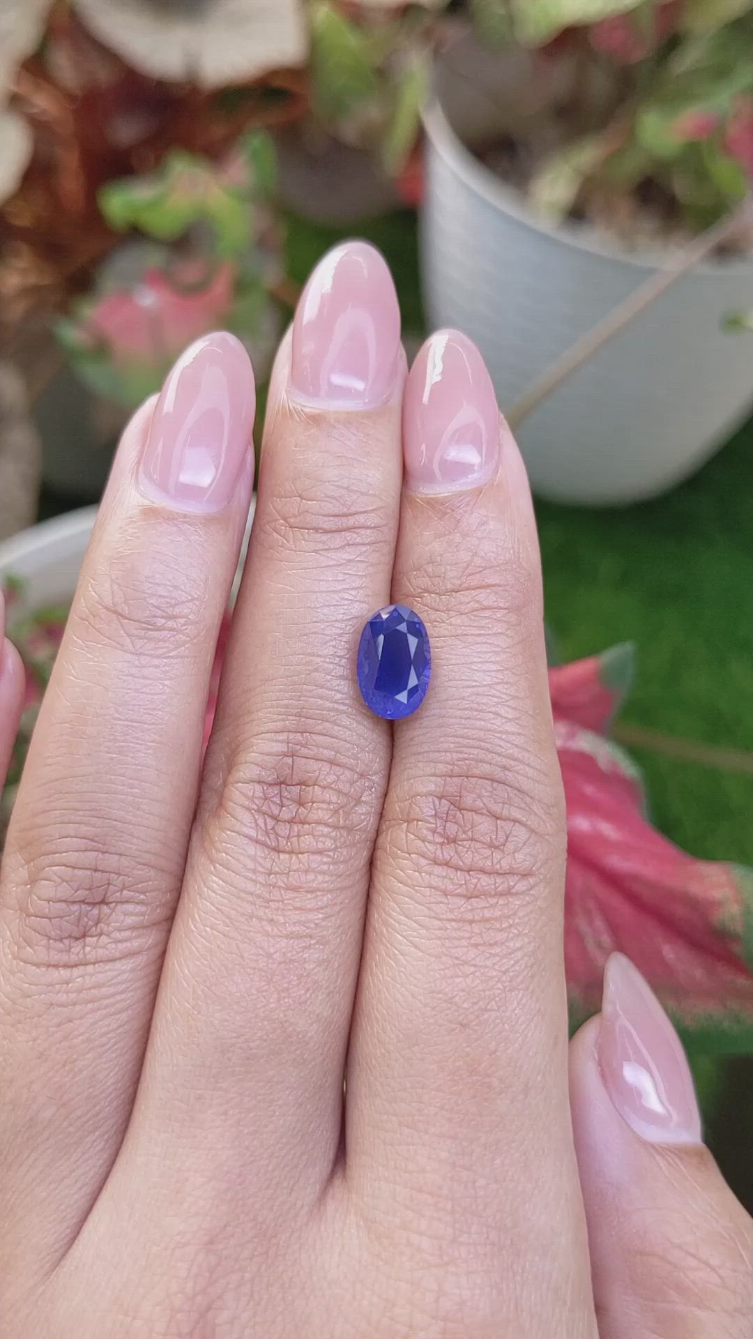 3.52 Ct. Blue Sapphire from Ceylon (Sri Lanka) Size Video