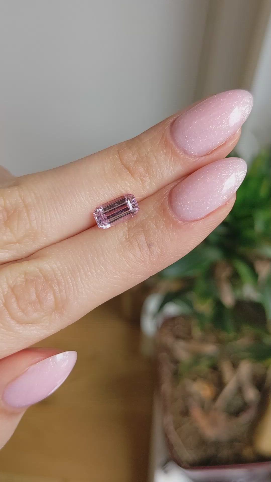 2.49 Ct. Pink Sapphire from Ceylon (Sri Lanka) Size Video
