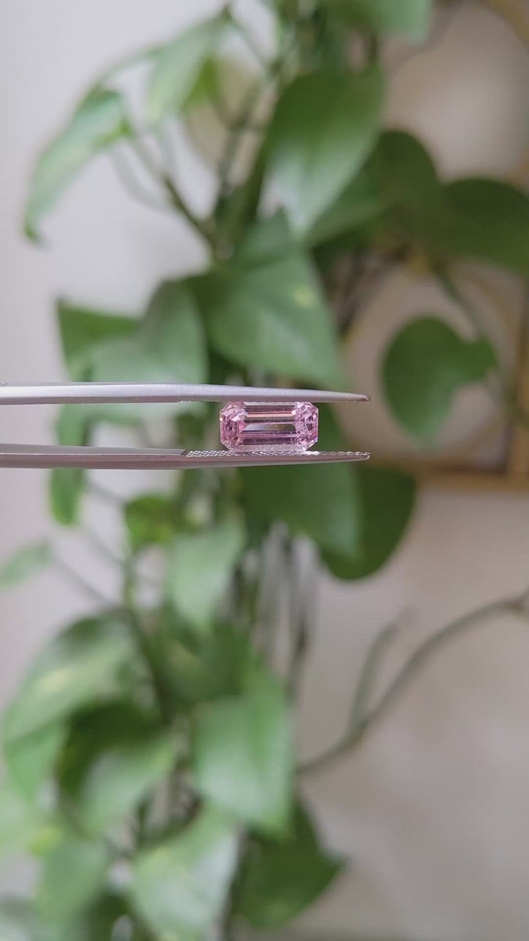 2.49 Ct. Pink Sapphire from Ceylon (Sri Lanka) Size Video