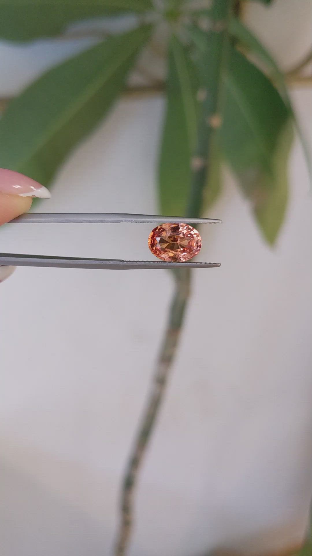 3.16 Ct. Padparadscha Sapphire from Ceylon (Sri Lanka) Size Video