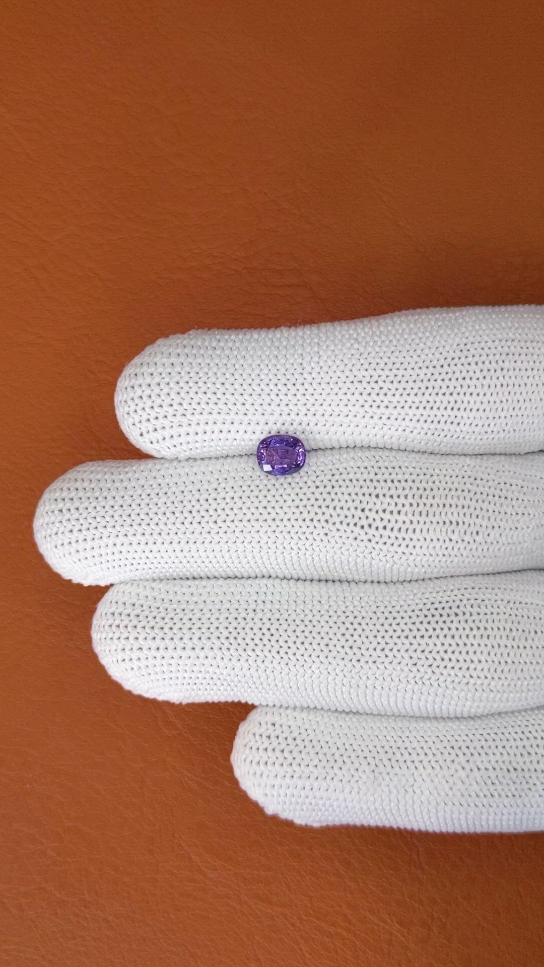 0.92 Ct. Pinkish Purple Sapphire from Ceylon (Sri Lanka) Size Video