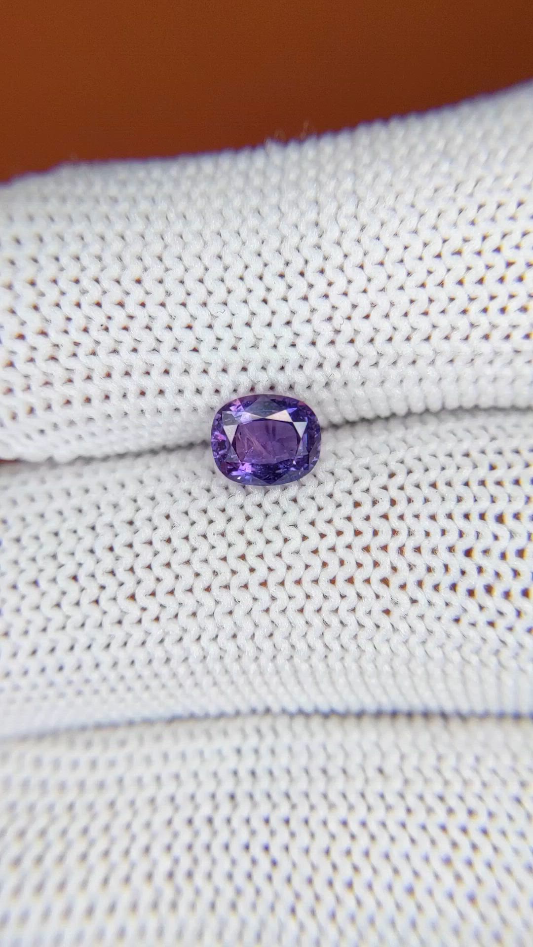 0.92 Ct. Pinkish Purple Sapphire from Ceylon (Sri Lanka) Size Video