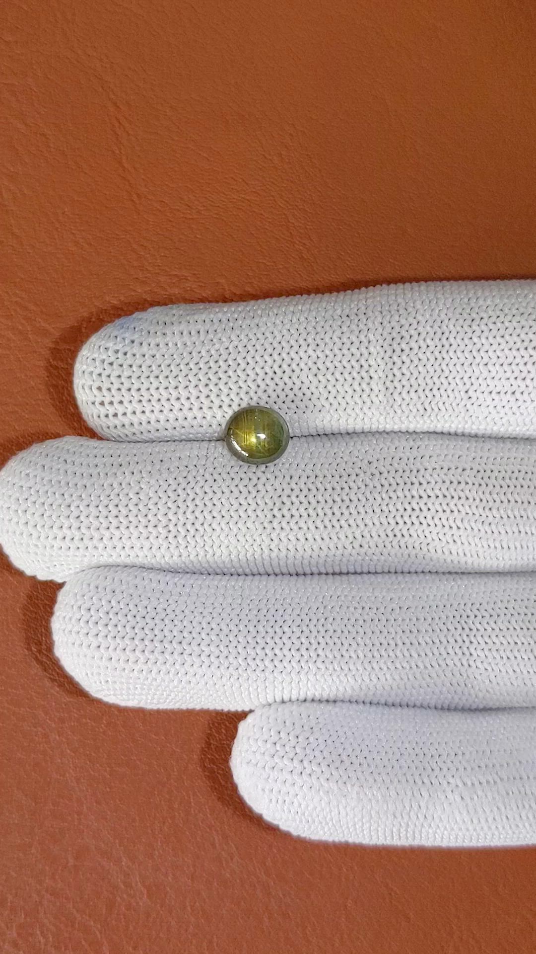 2.11 Ct. Greenish Brown Star Sapphire from Ceylon (Sri Lanka) Size Video