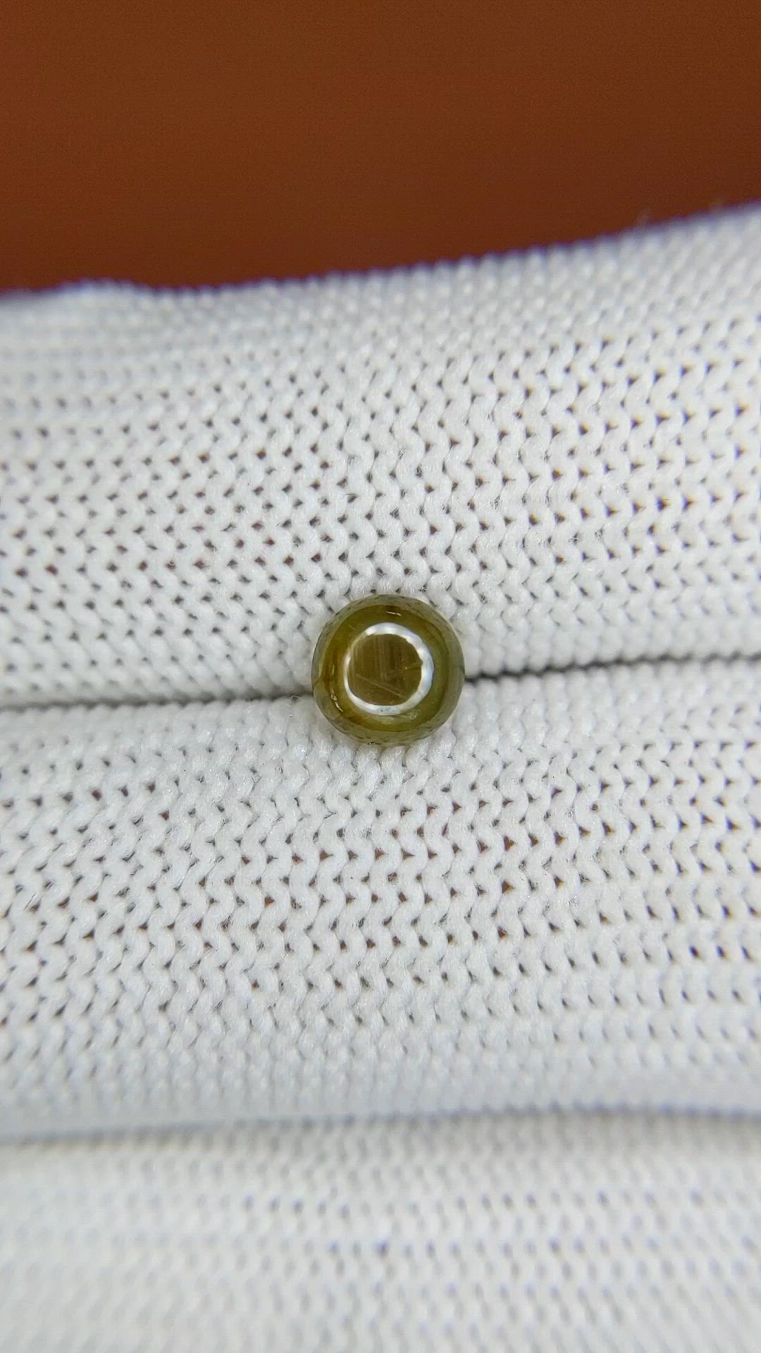 1.14 Ct. Greenish Brown Star Sapphire from Ceylon (Sri Lanka) Size Video