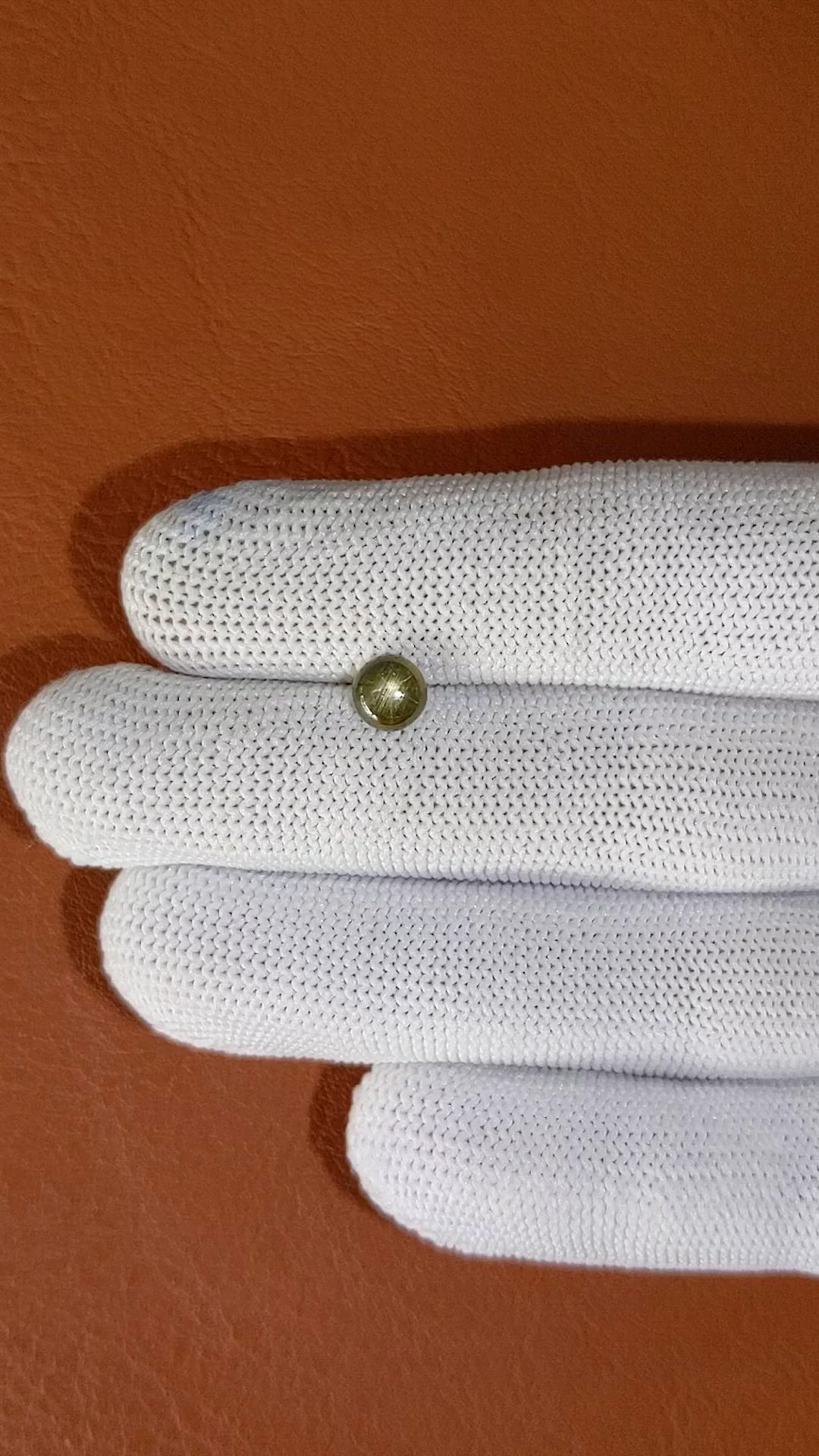 1.33 Ct. Brownish Green Star Sapphire from Ceylon (Sri Lanka) Size Video