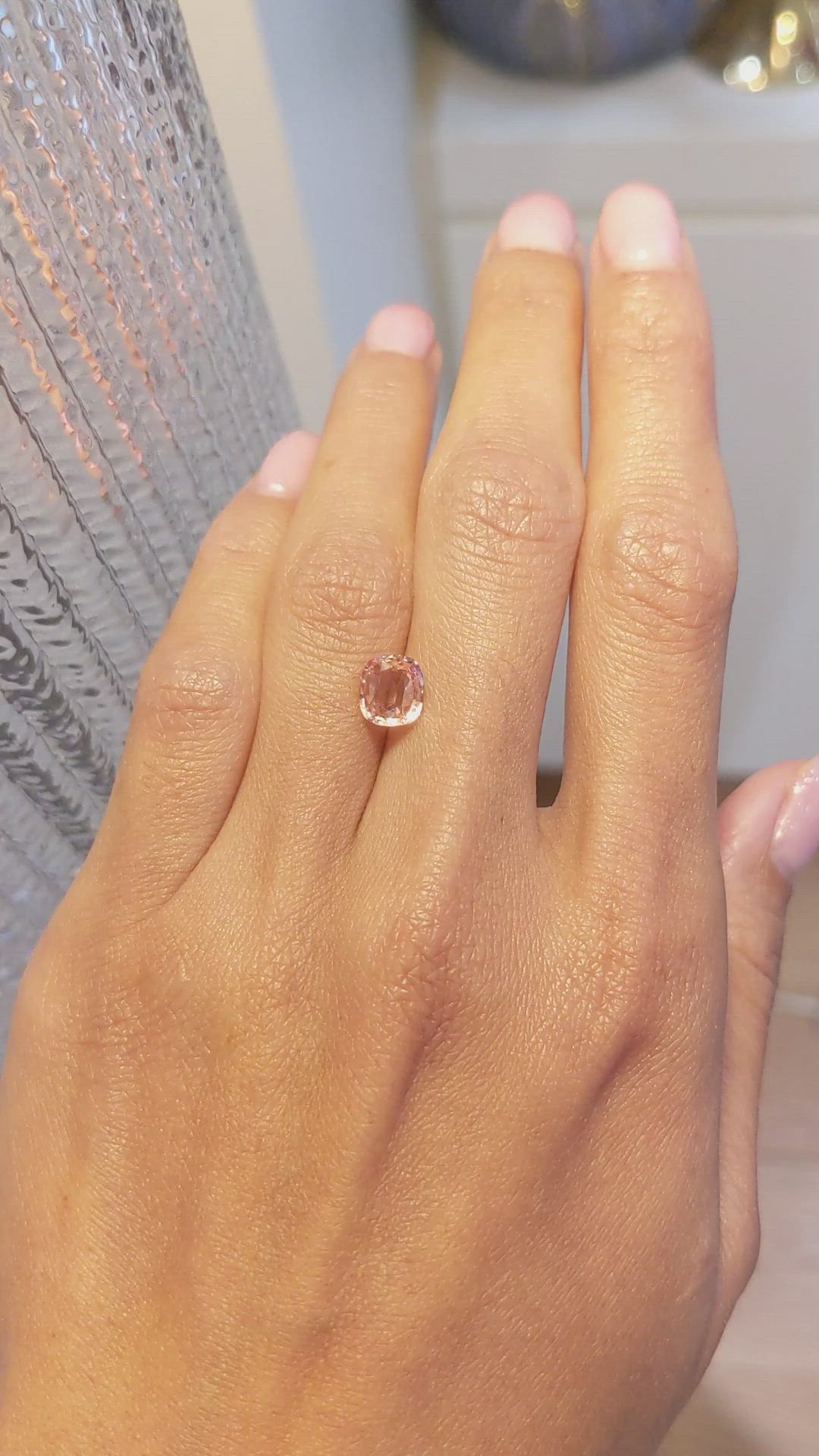 1.58 Ct. Padparadscha Sapphire from Ceylon (Sri Lanka) Size Video
