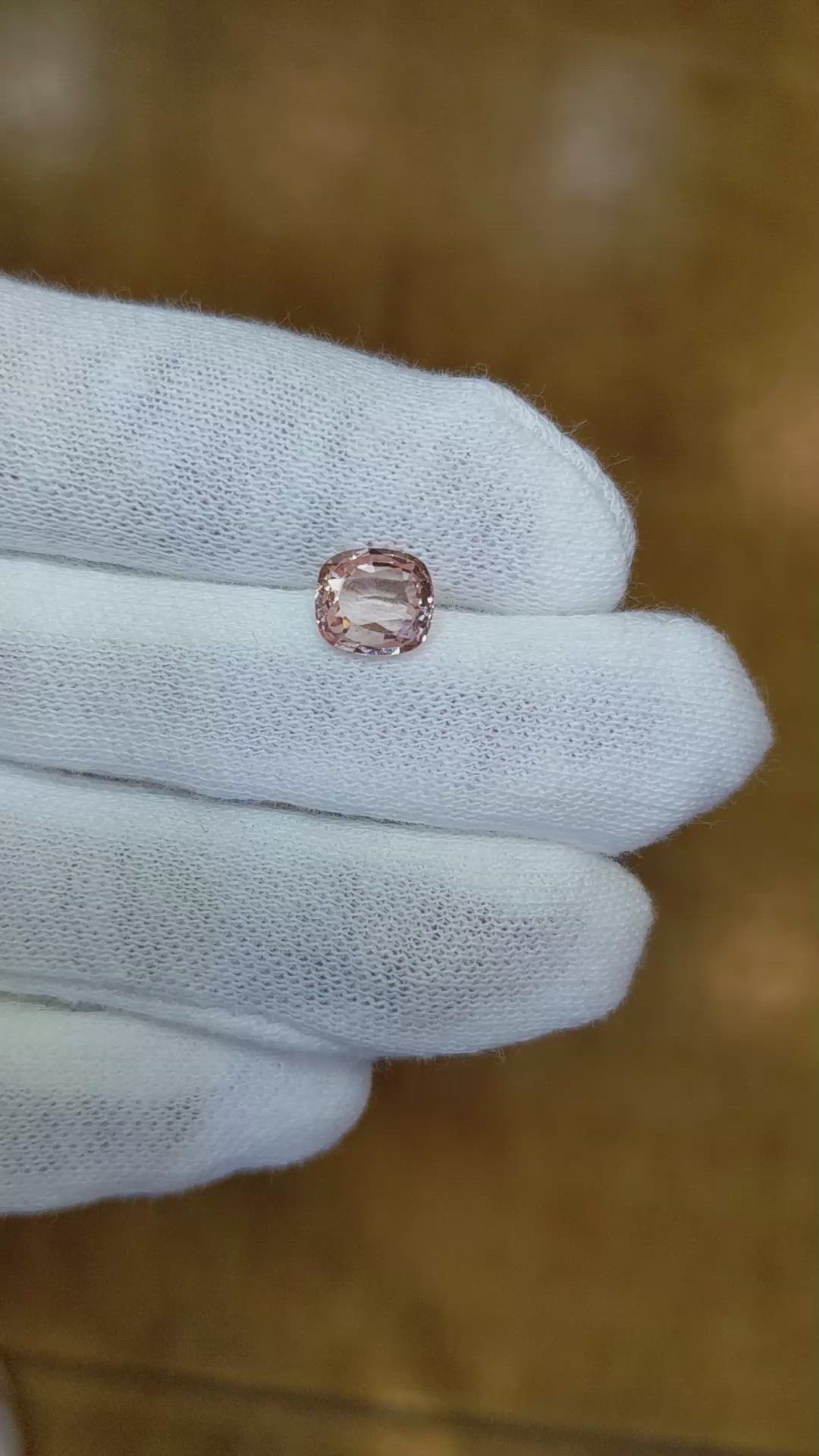 1.58 Ct. Sapphire from Ceylon (Sri Lanka) Size Video