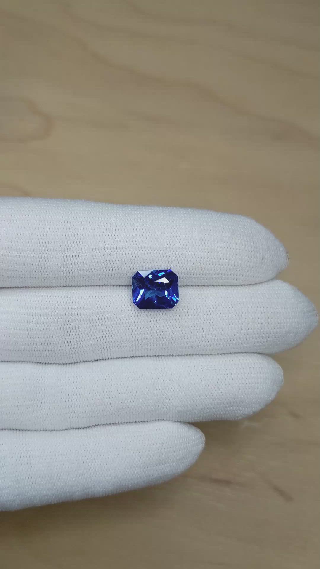 6.01 Ct. Blue Sapphire from Ceylon (Sri Lanka) Size Video
