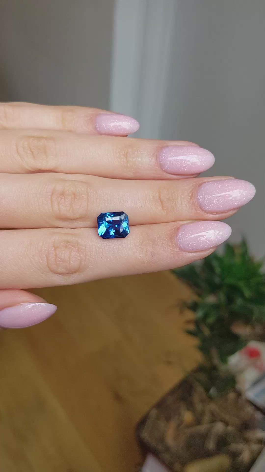 6.01 Ct. Blue Sapphire from Ceylon (Sri Lanka) Size Video