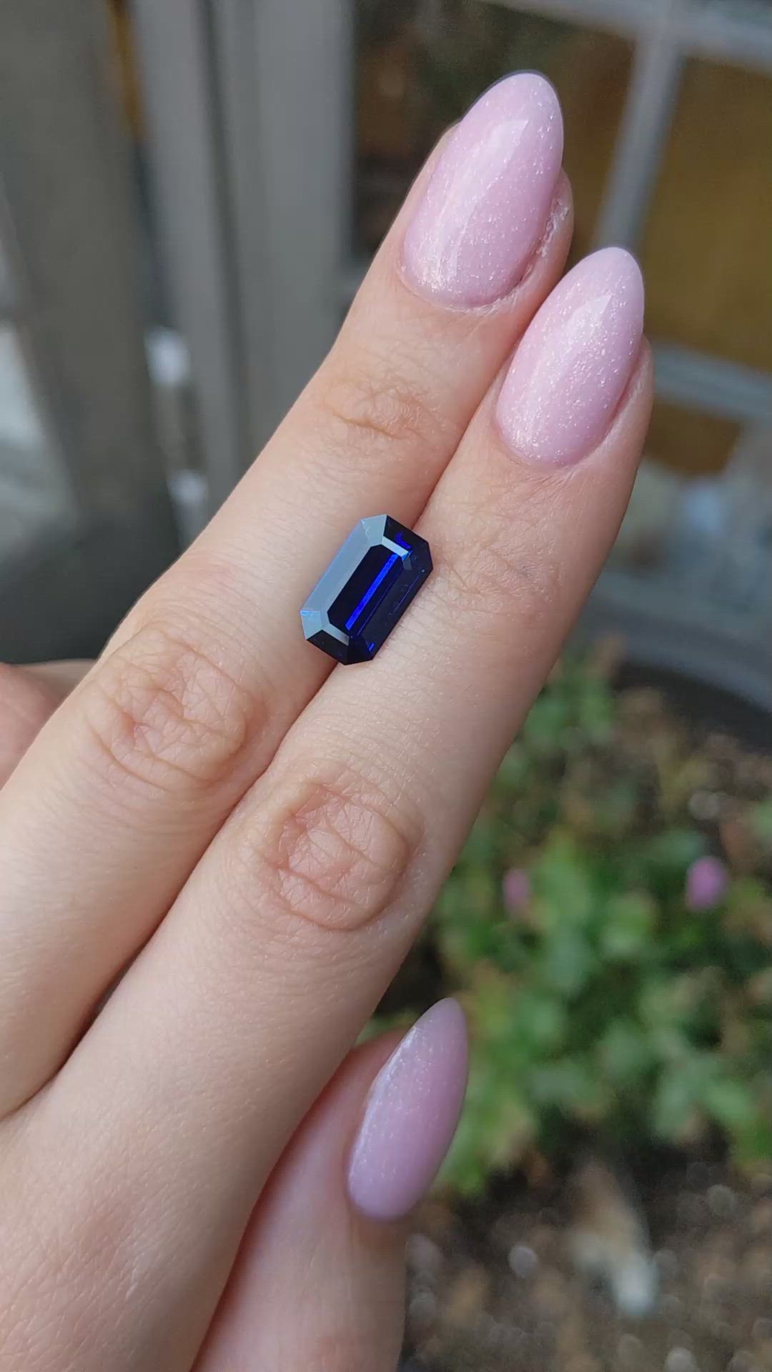 4.34 Ct. Blue Sapphire from Ceylon (Sri Lanka) Size Video