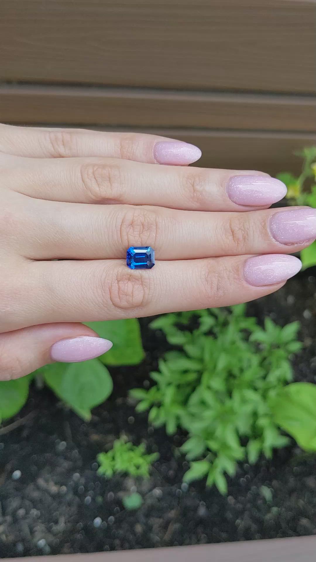 3.54 Ct. Blue Sapphire from Ceylon (Sri Lanka) Size Video